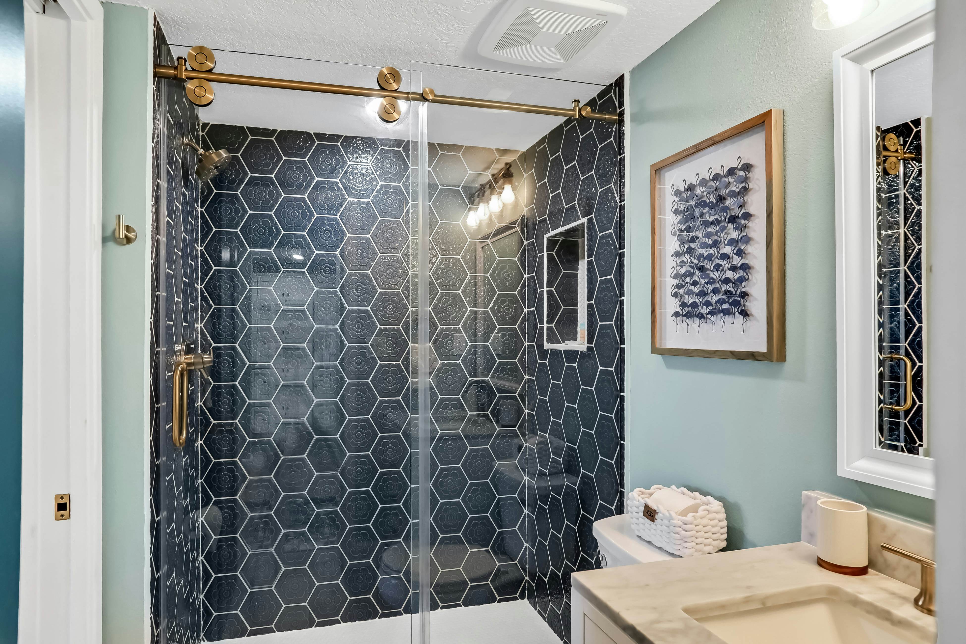 Castle Reef 302 - Sea La Vie