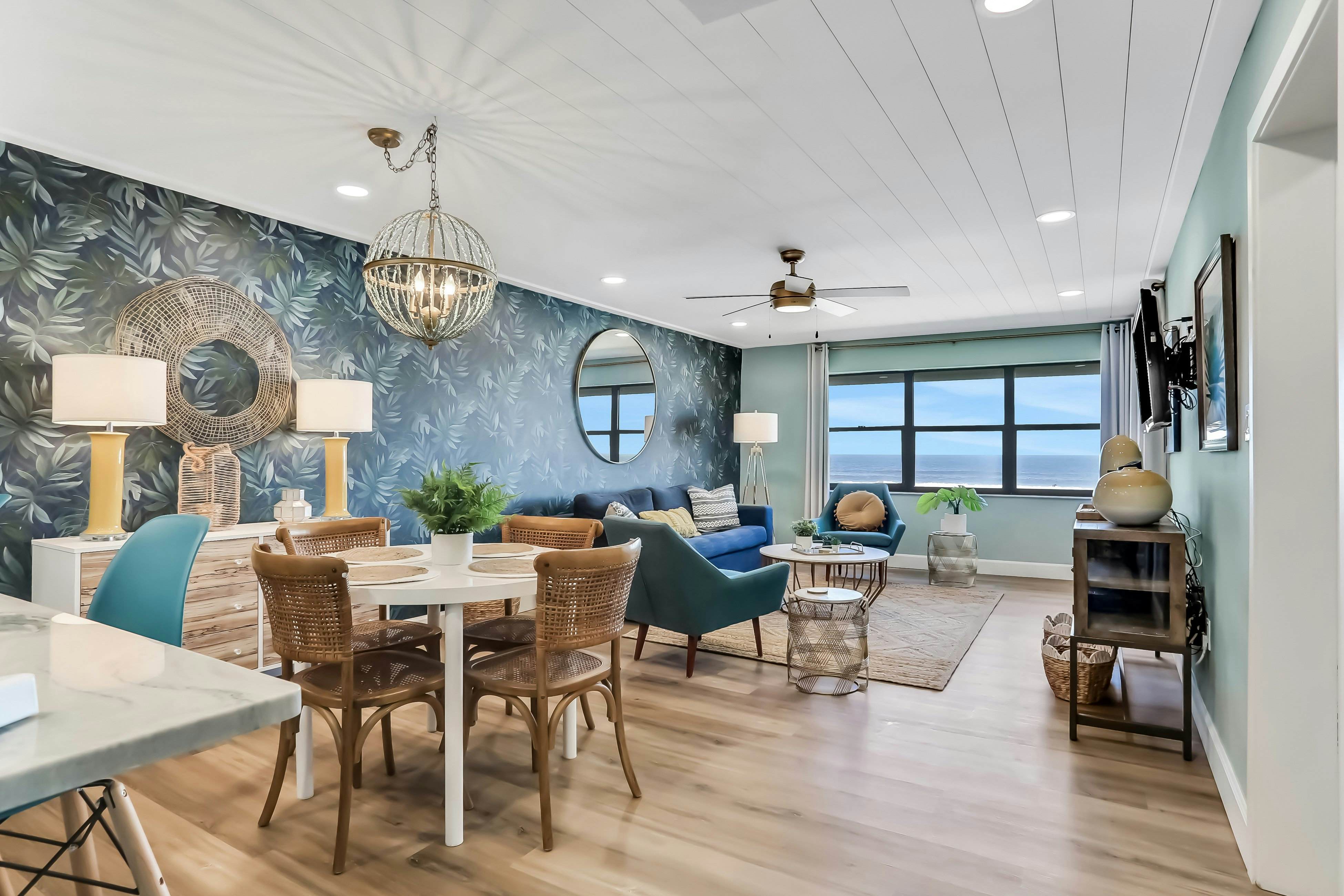 Castle Reef 302 - Sea La Vie