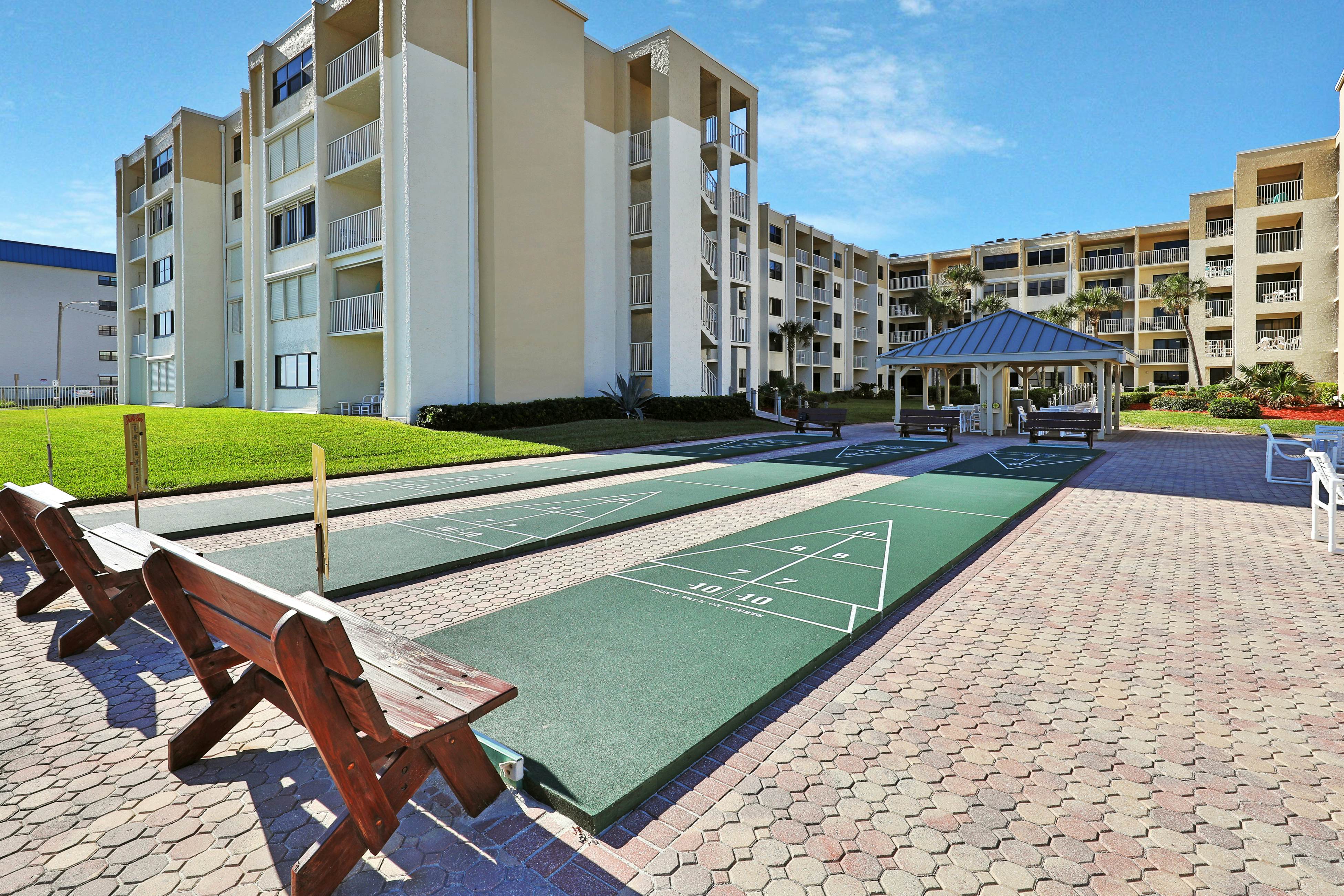 Castle Reef 302 - Sea La Vie