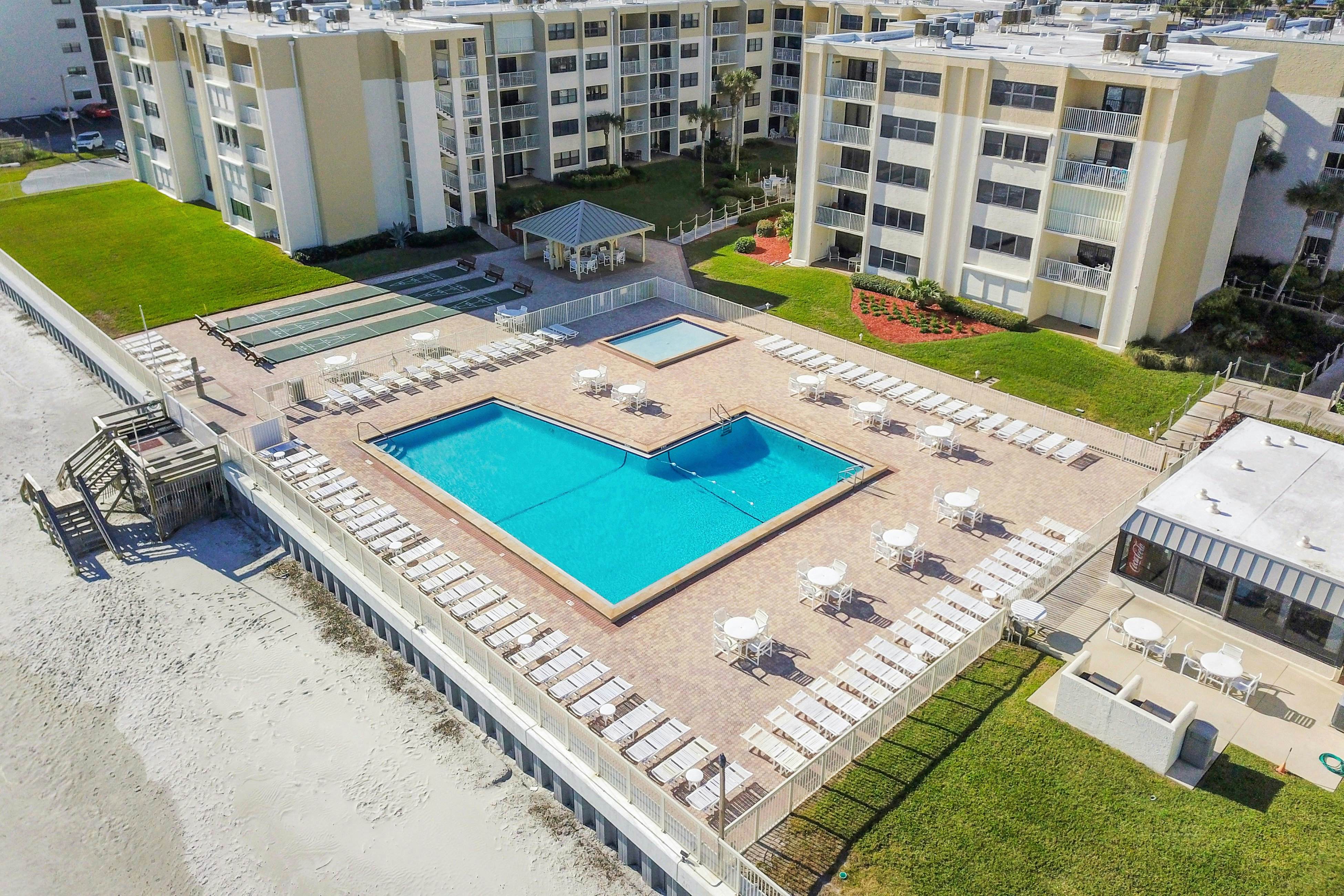 Castle Reef 302 - Sea La Vie