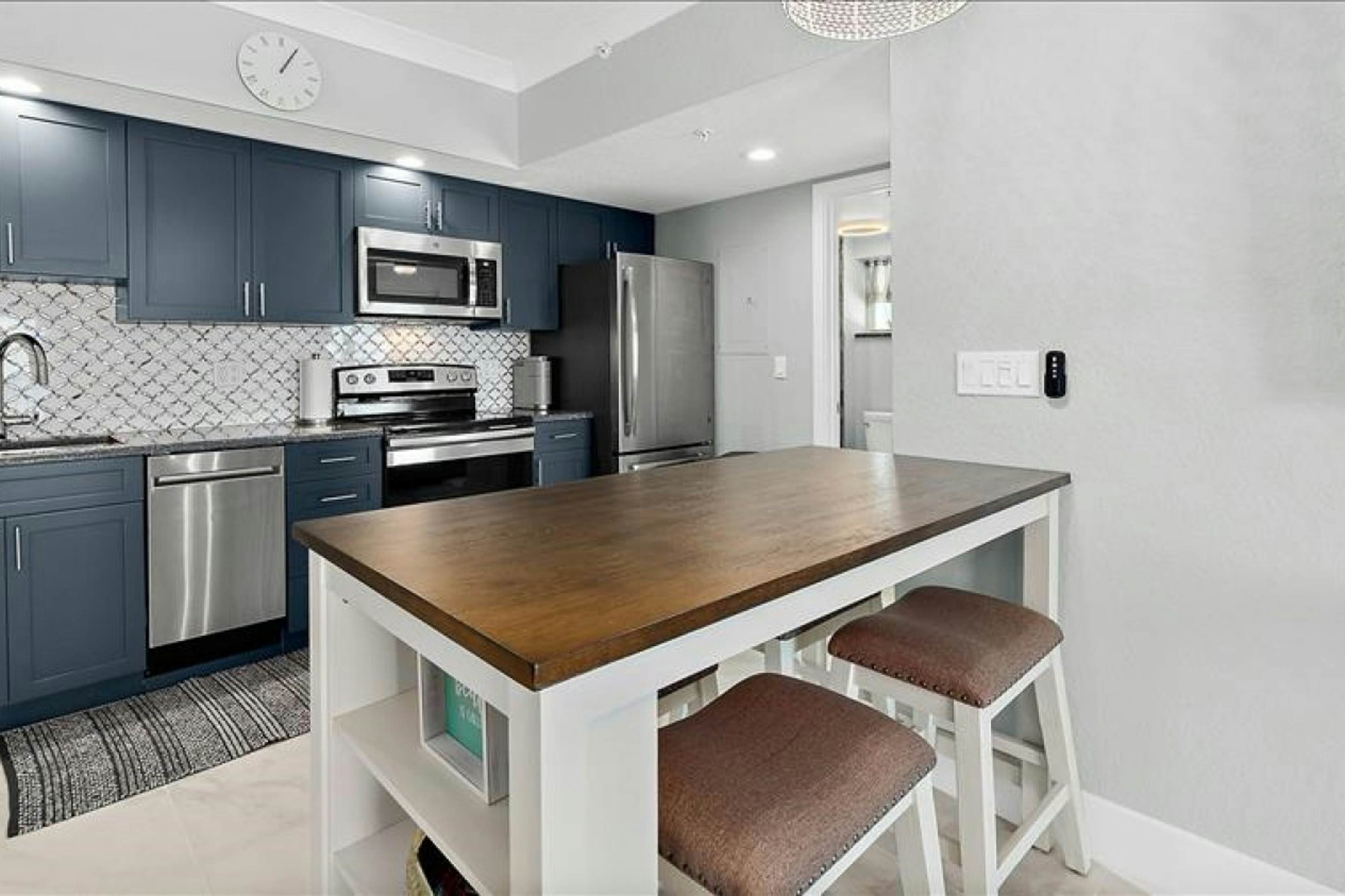 Coconut Palms Beach Resort 4512