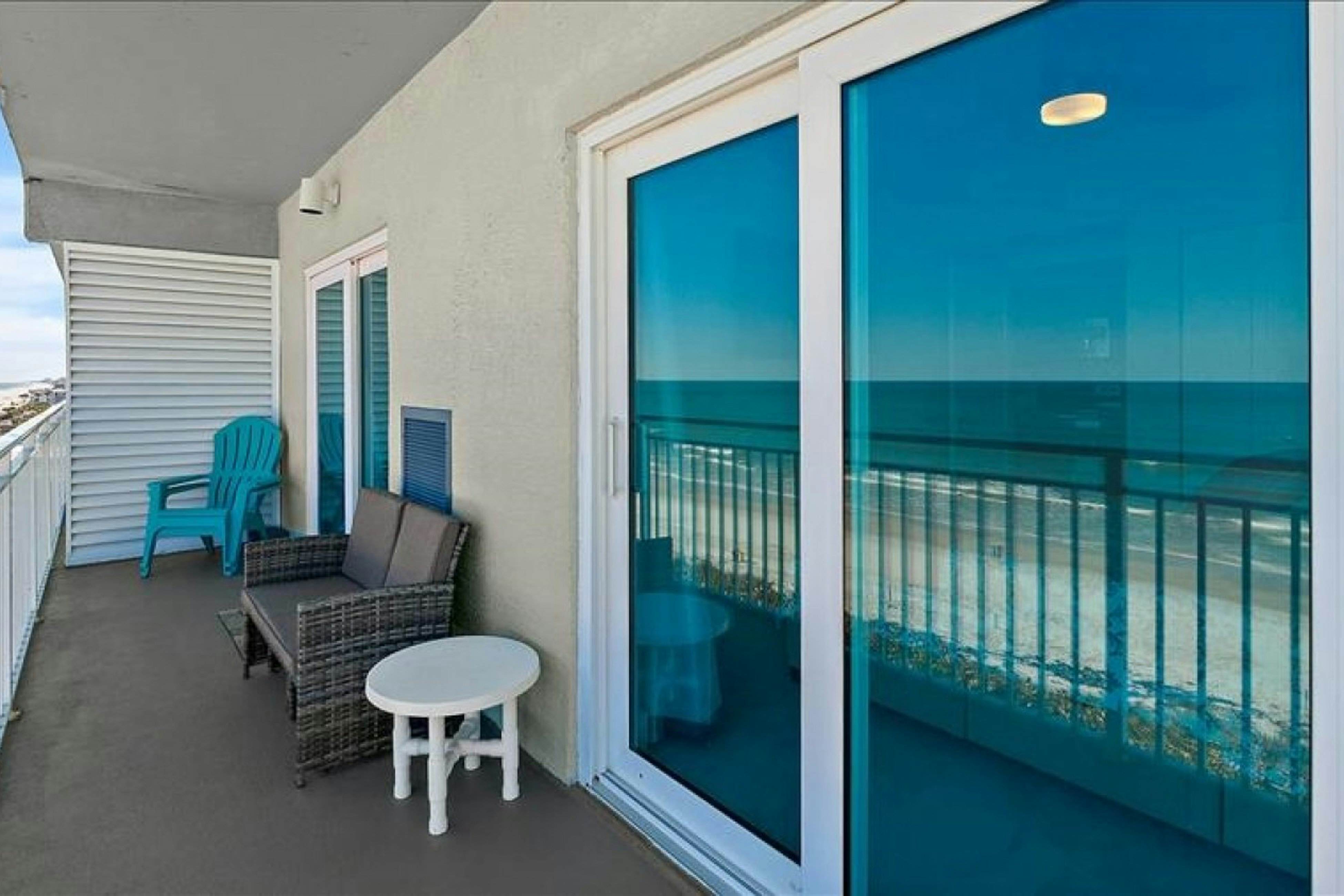 Coconut Palms Beach Resort 4512