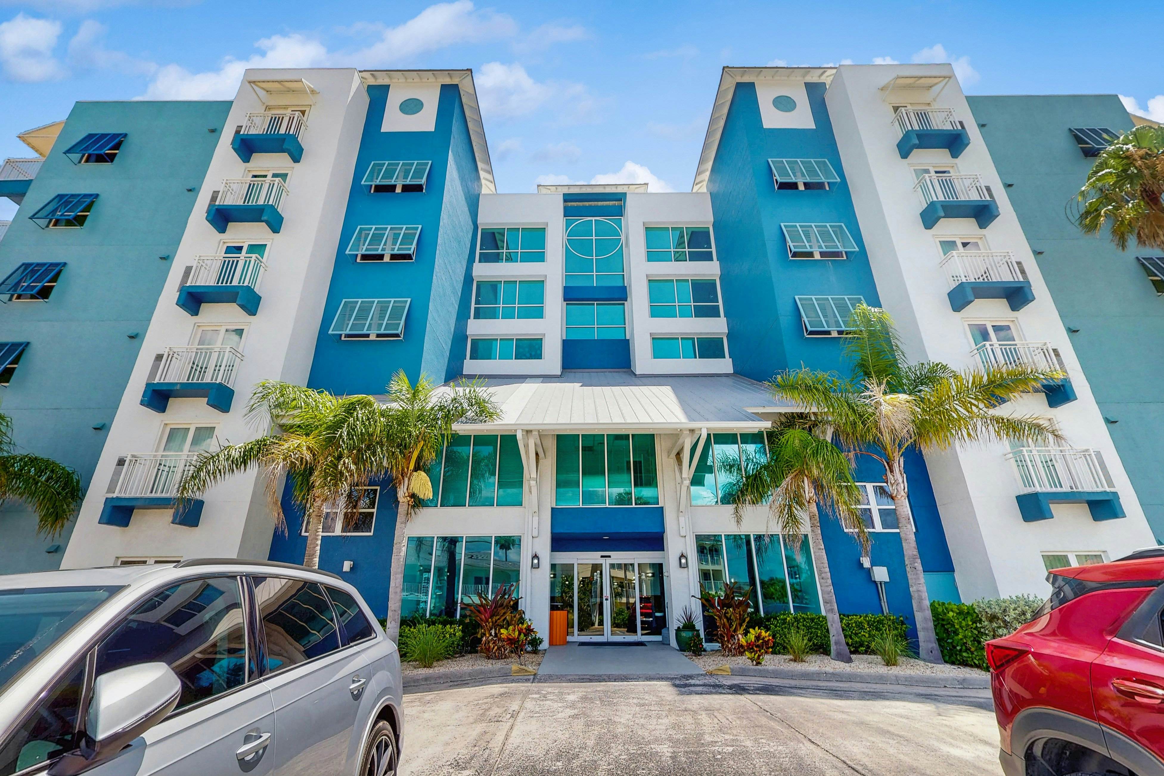 Coconut Palms Beach Resort 4512