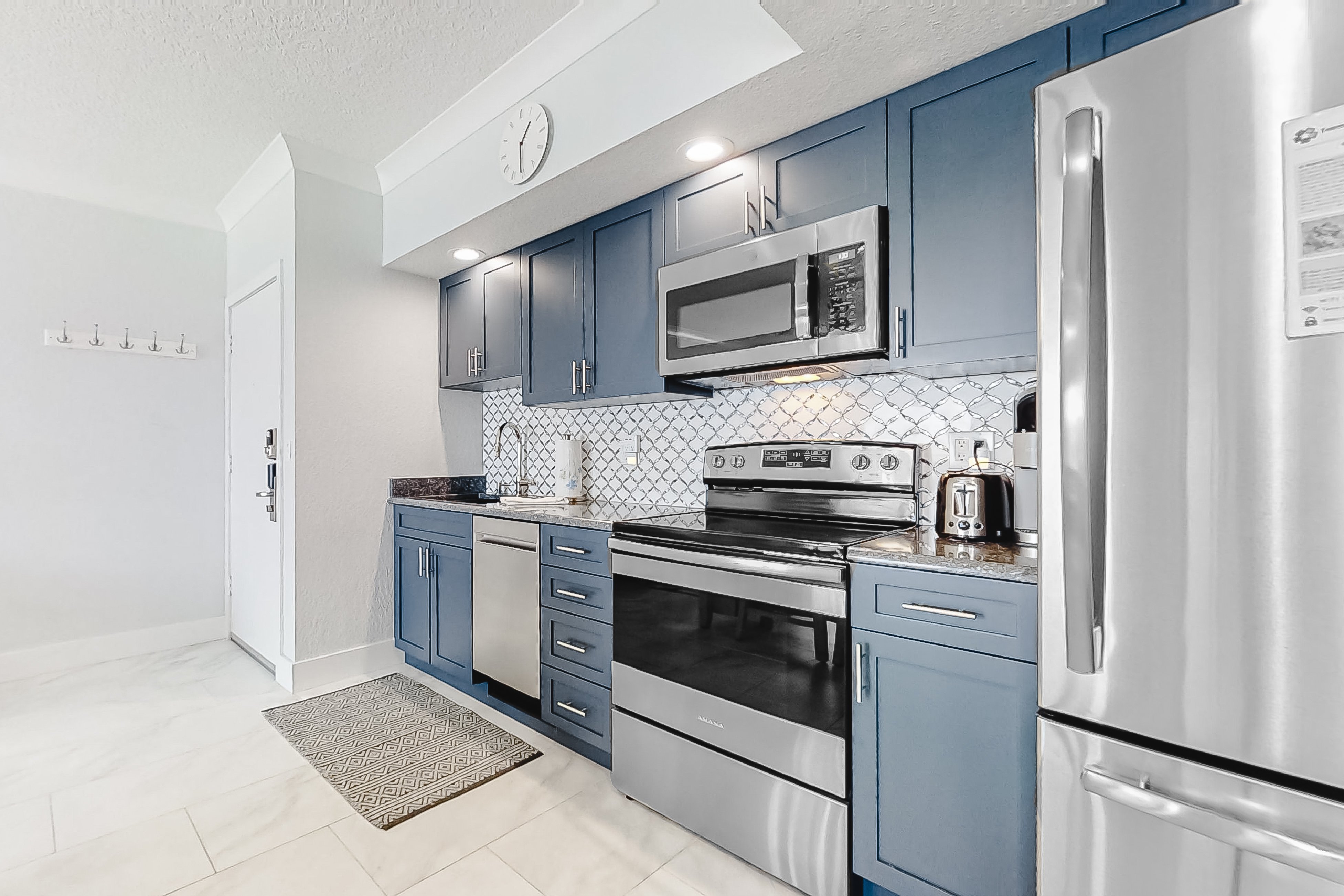 Oceanview Condo w/ Balcony, Pool & Steps to New Smyrna Dining