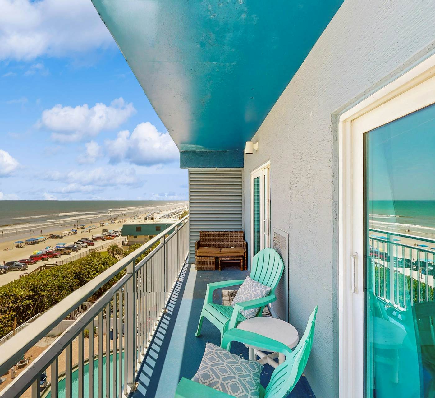 Coconut Palms Beach Resort 4512 | 1 Bed New Smyrna Beach, FL Condo | Vacasa