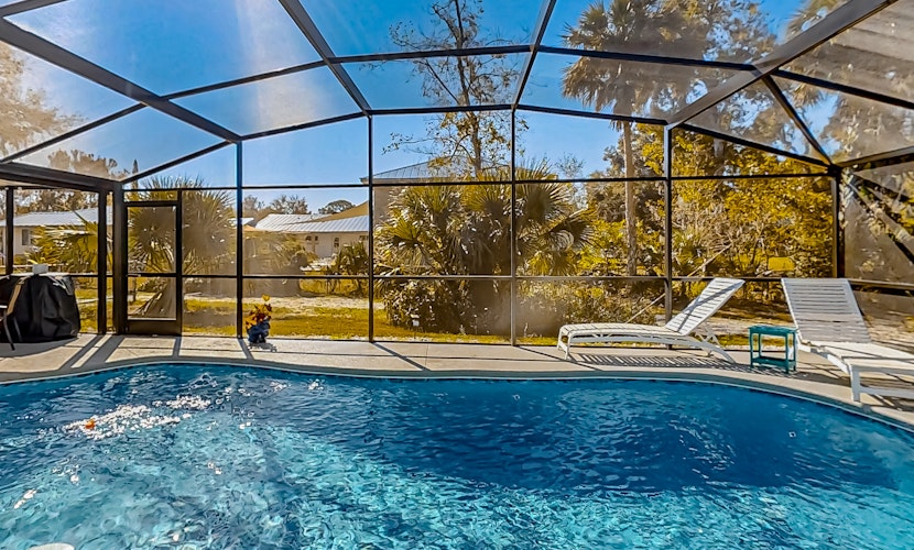 Relax on 2.5 Acres w/ Pool, Pet-Friendly, Near Daytona & Disney