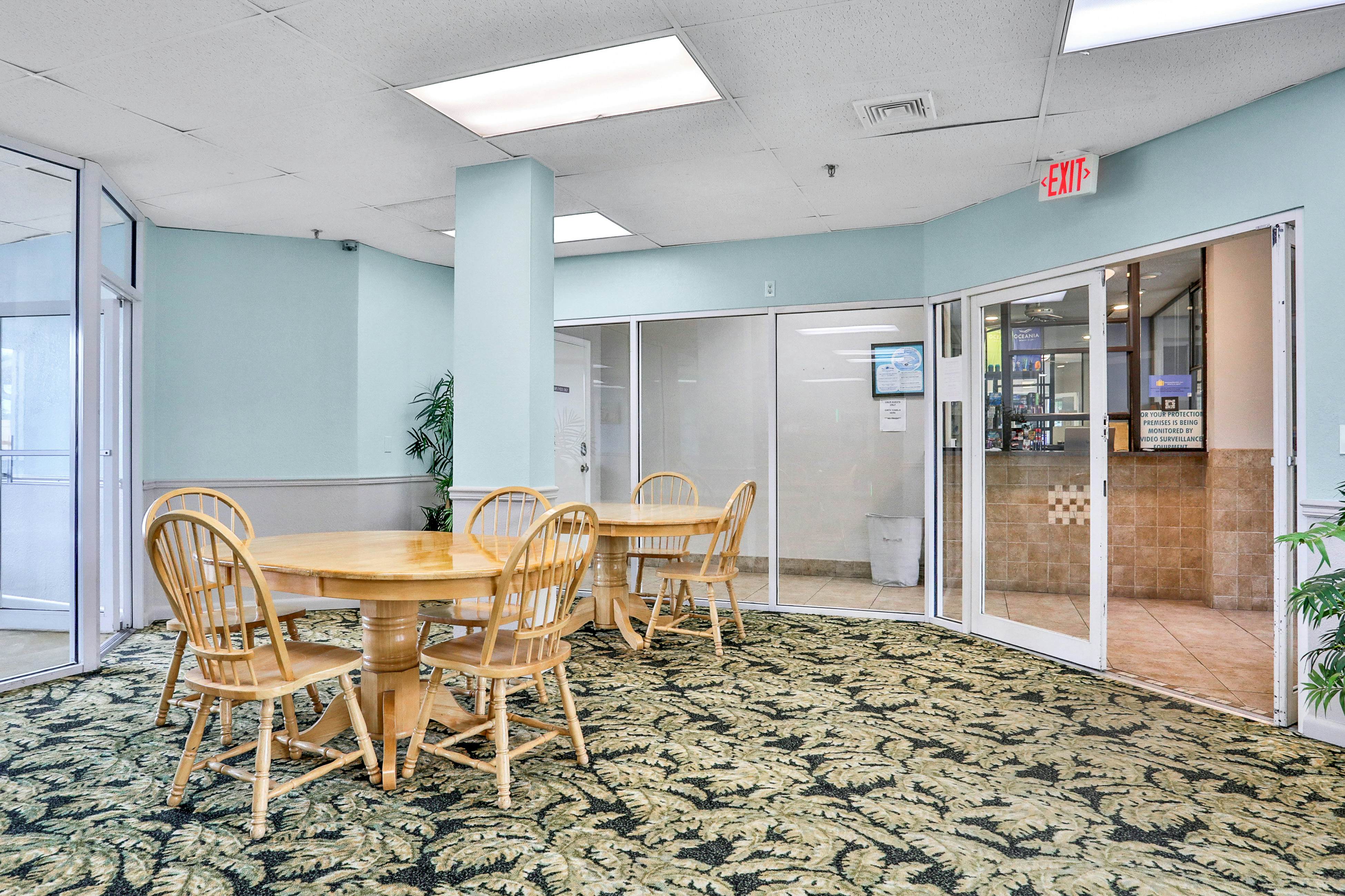 Oceania Beach Club 204