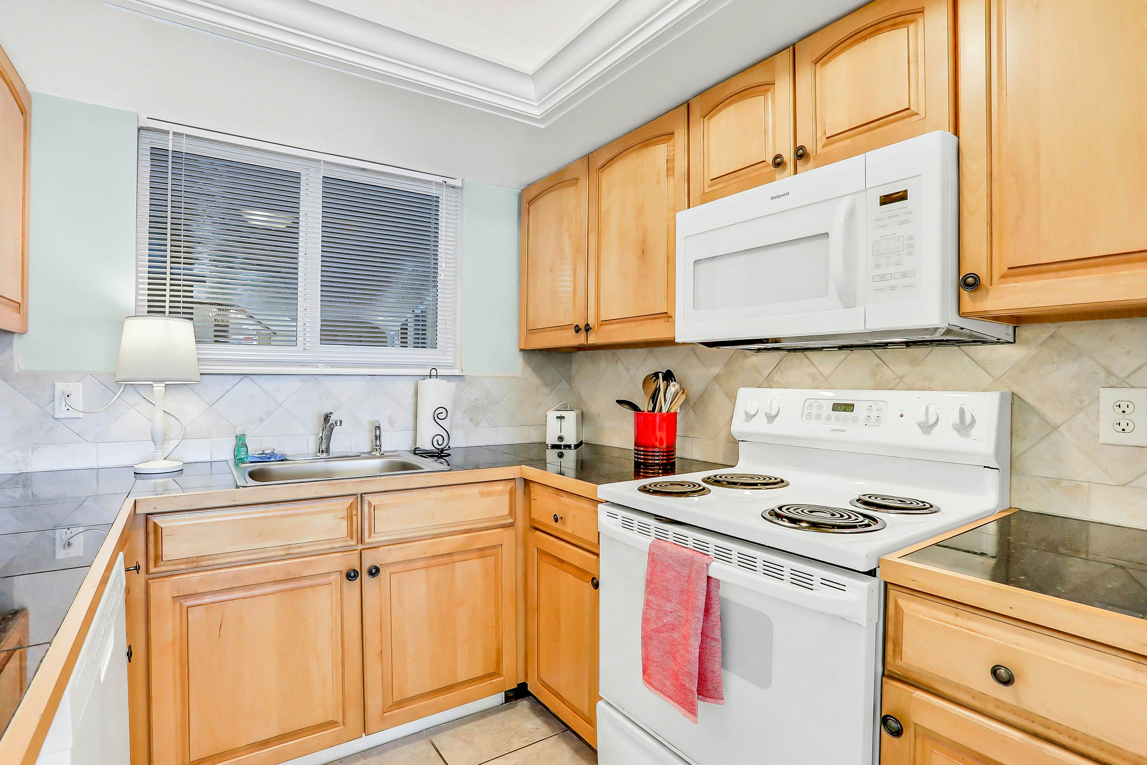 Oceania Beach Club 204