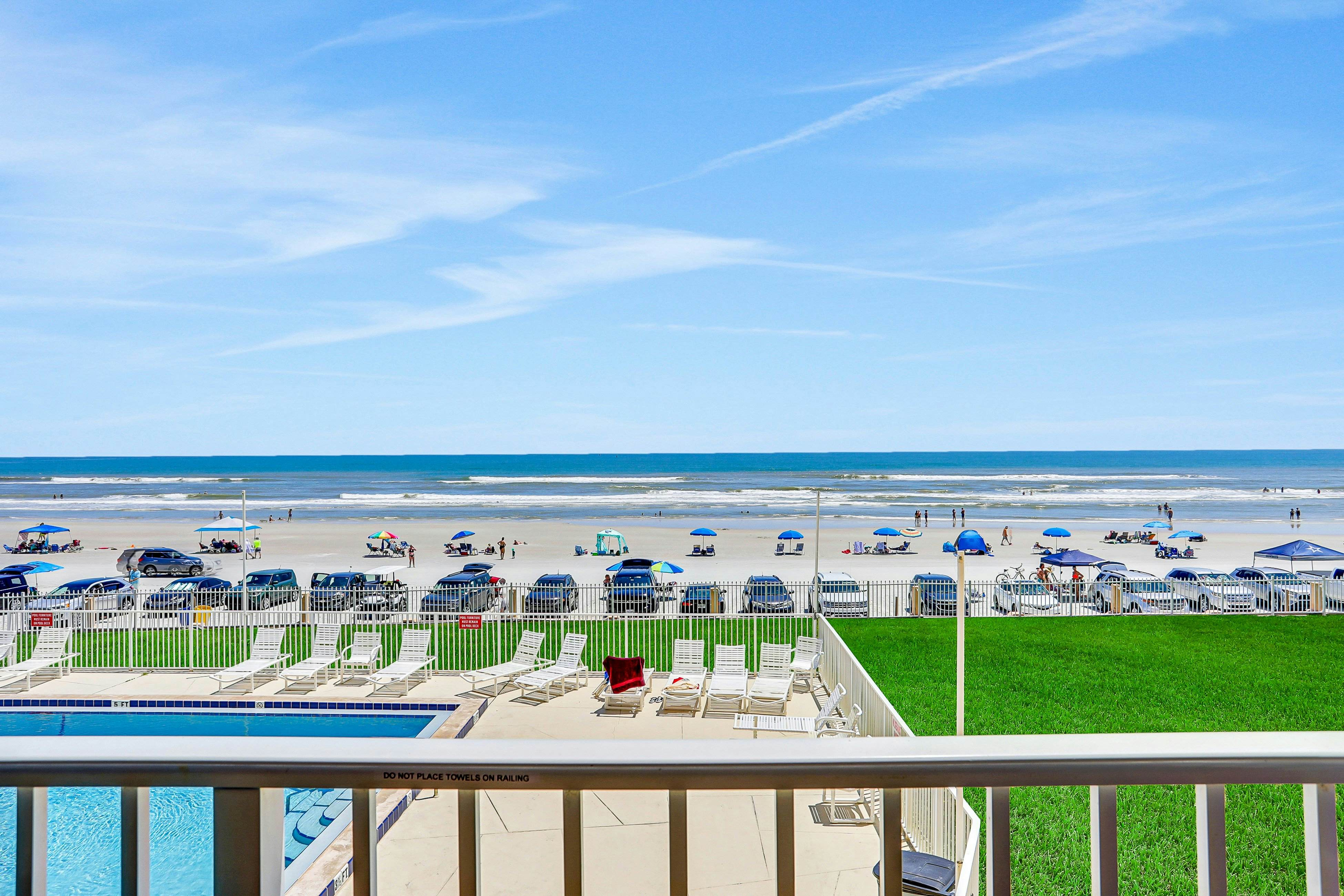 Oceania Beach Club 204