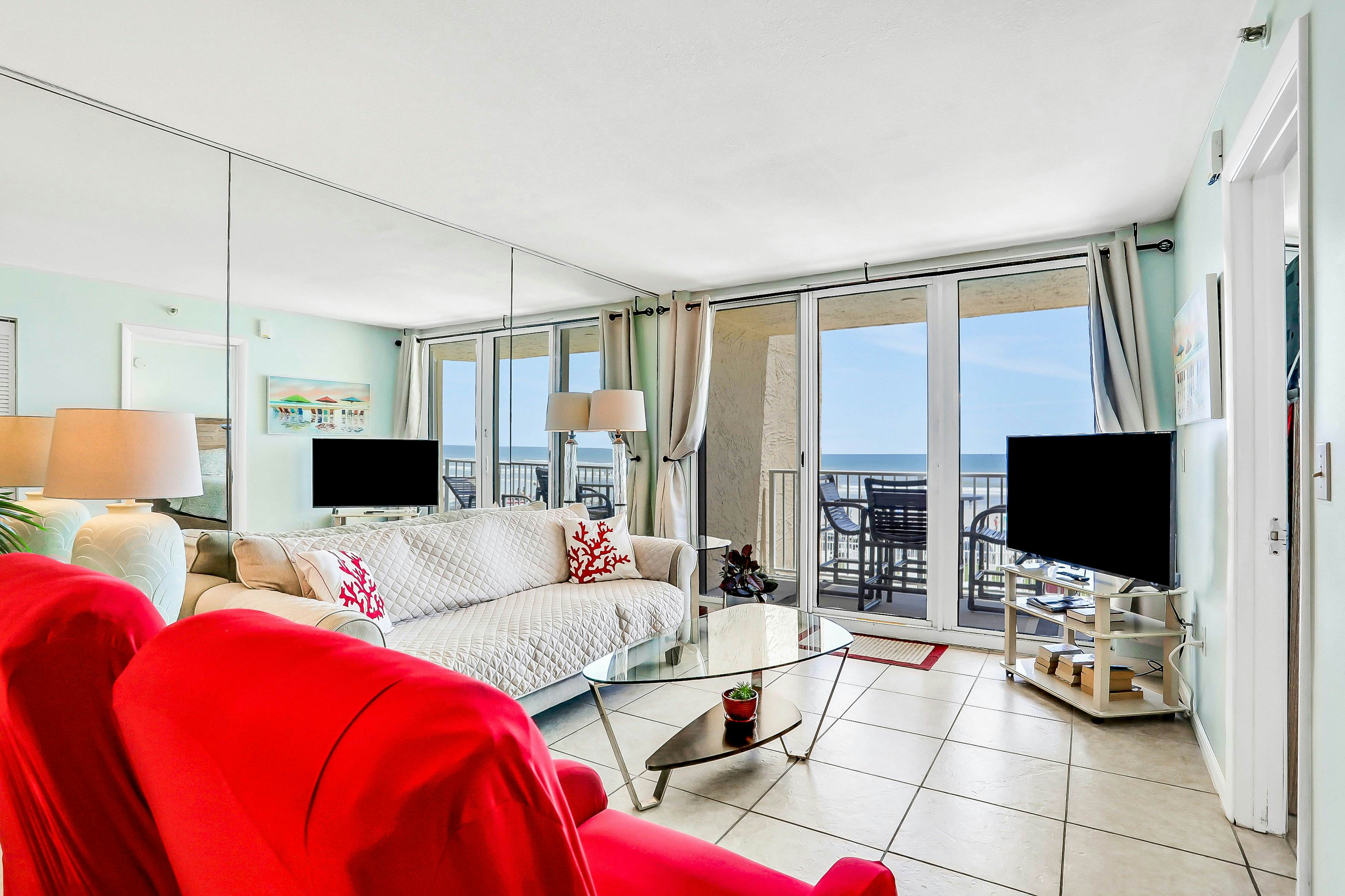 Oceania Beach Club 204