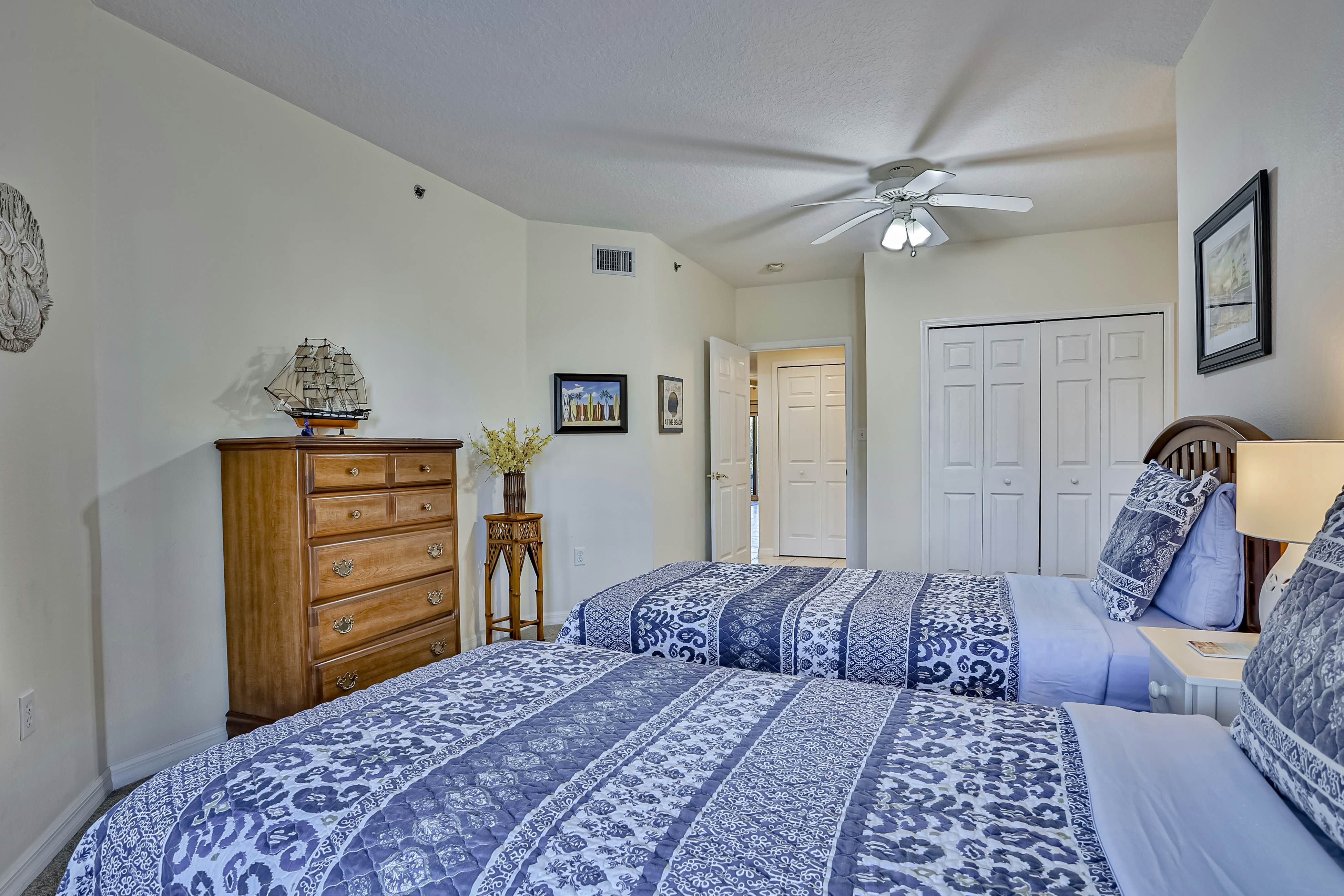 Oceanwalk 5-203 - Winding Waterways