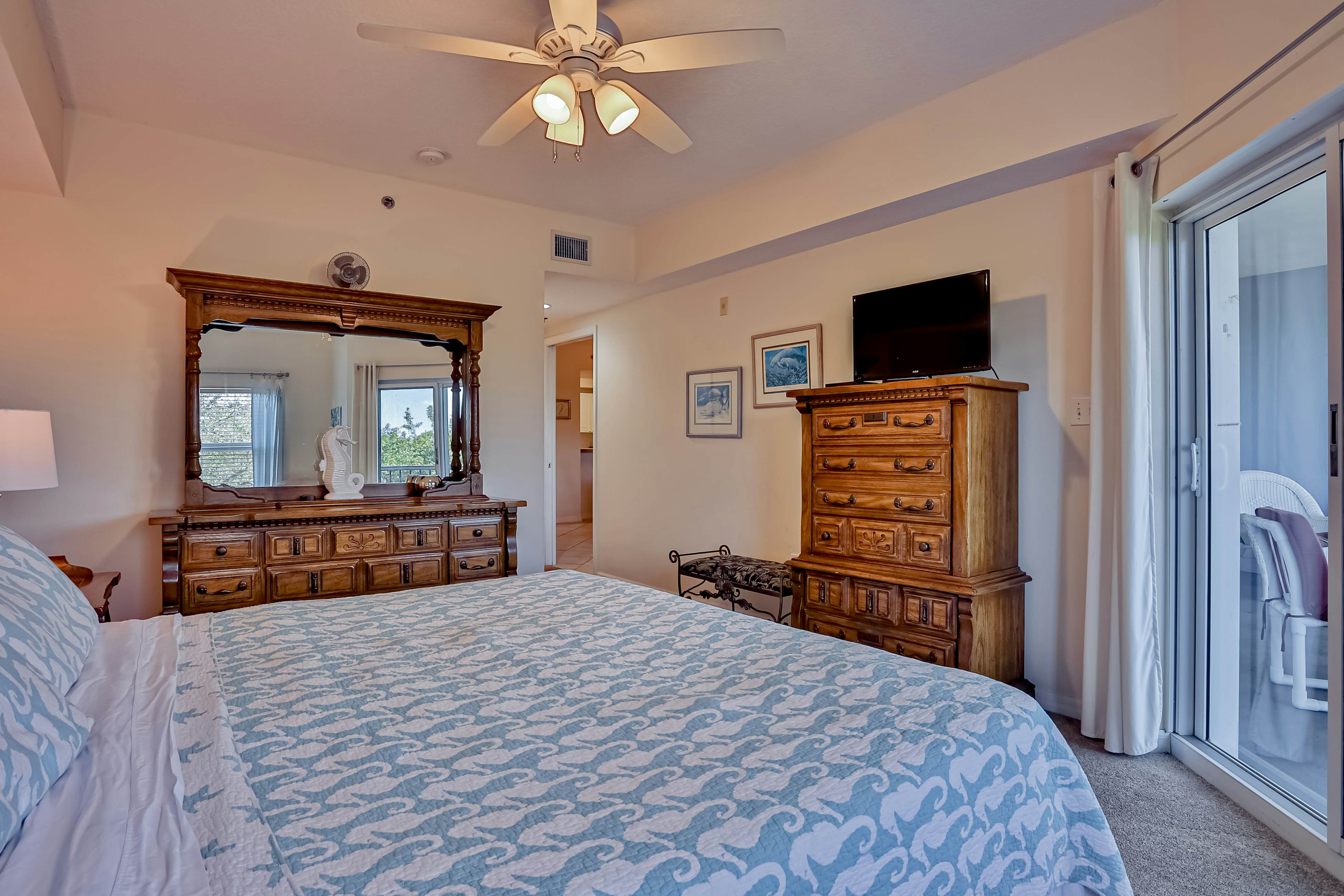 Oceanwalk 5-203 - Winding Waterways