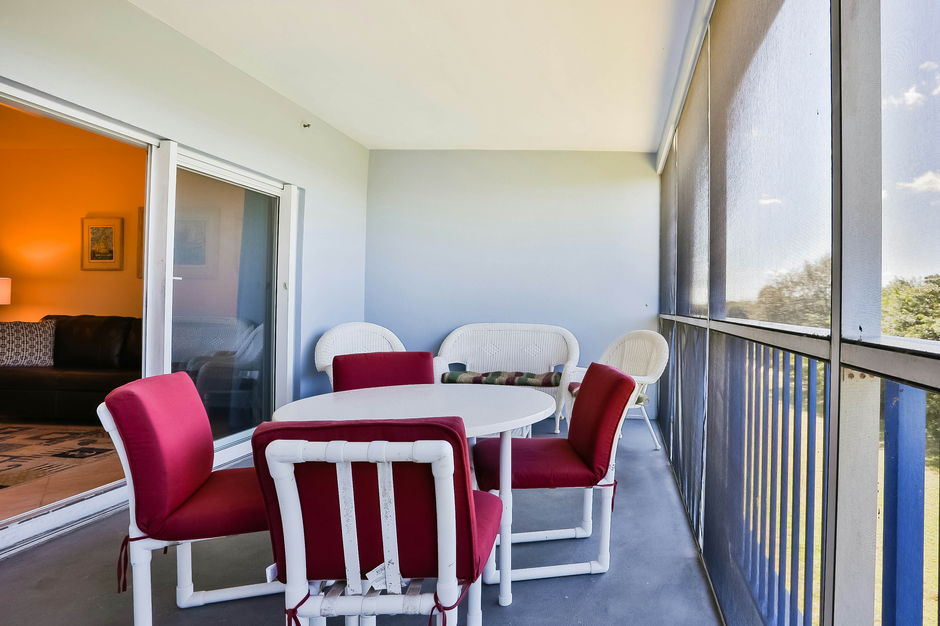 Oceanwalk 5-203 - Winding Waterways