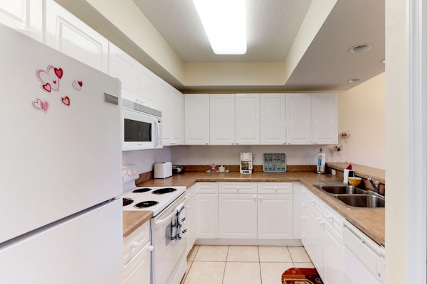 Dog-Friendly Condo w/ Pool, Trails & Balcony Across from Beach