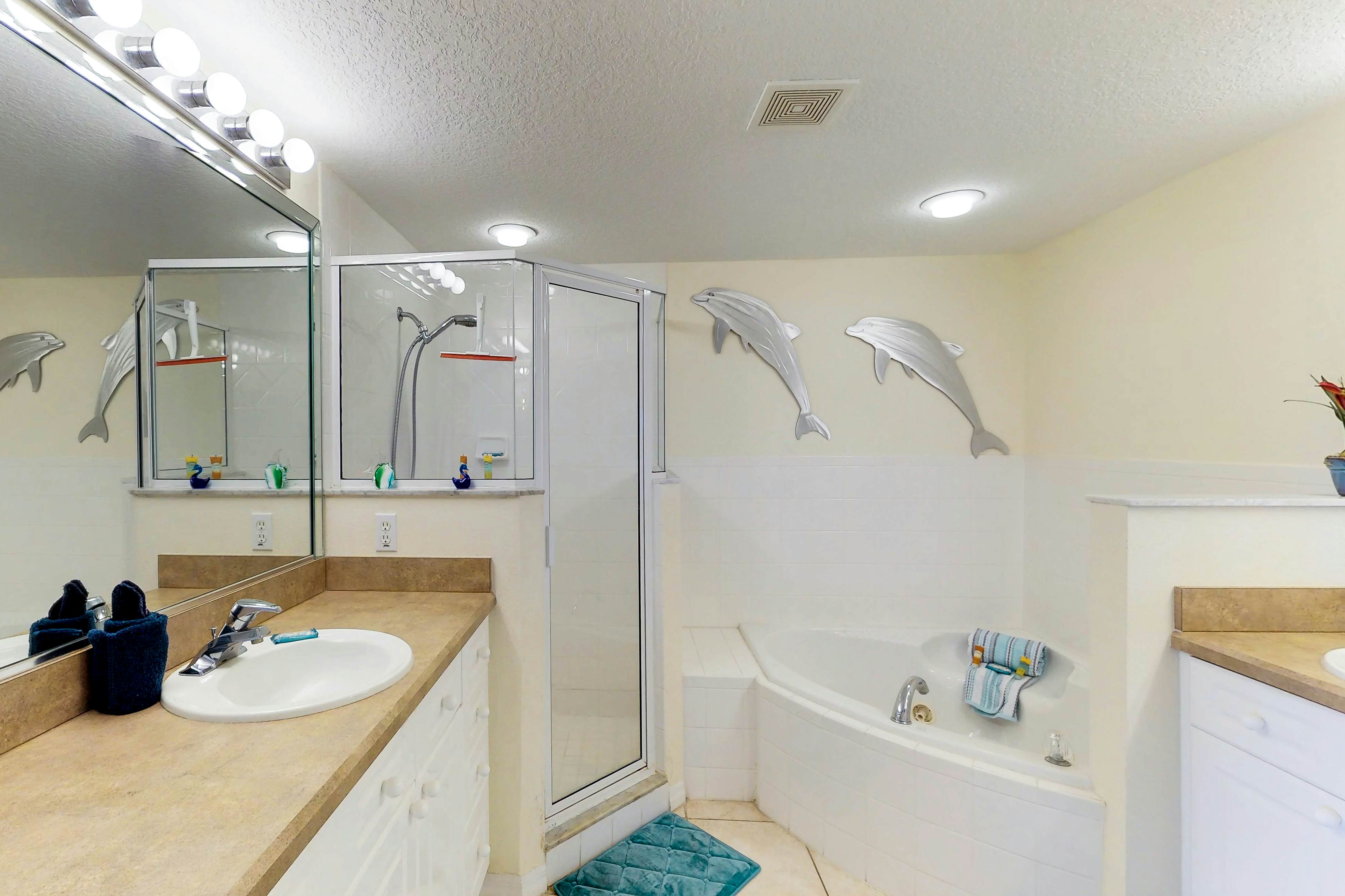 Oceanwalk 5-203 - Winding Waterways