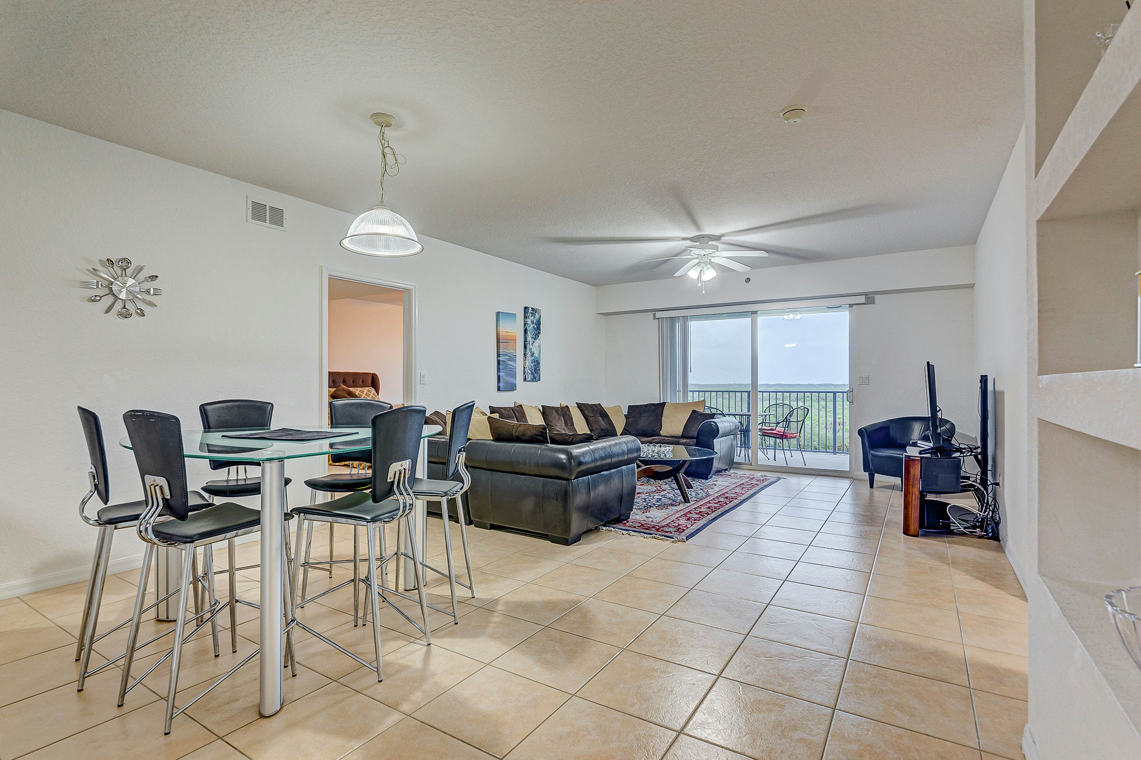 Oceanwalk 15-602 - Oceanwalk Suite