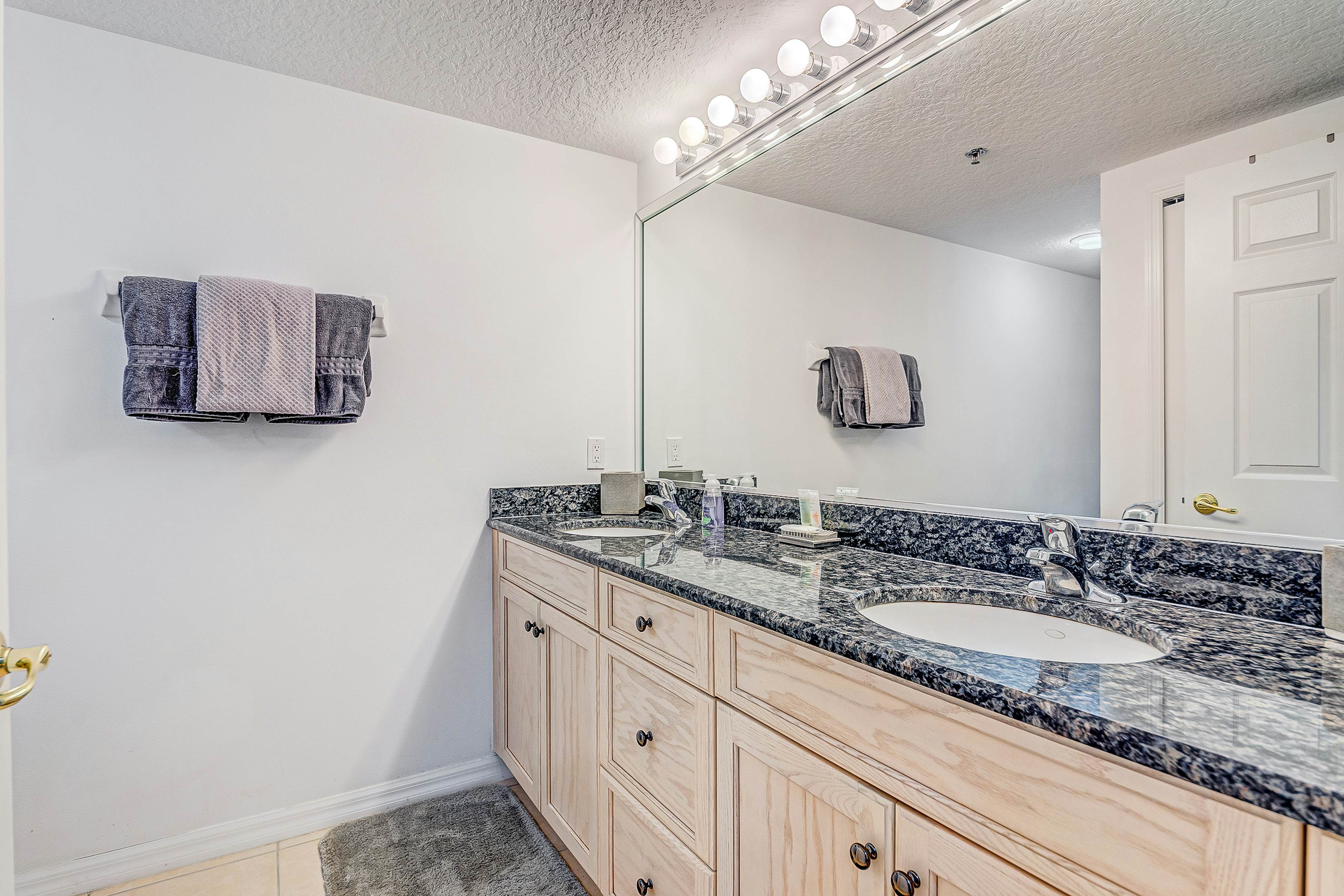 Oceanwalk 15-602 - Oceanwalk Suite