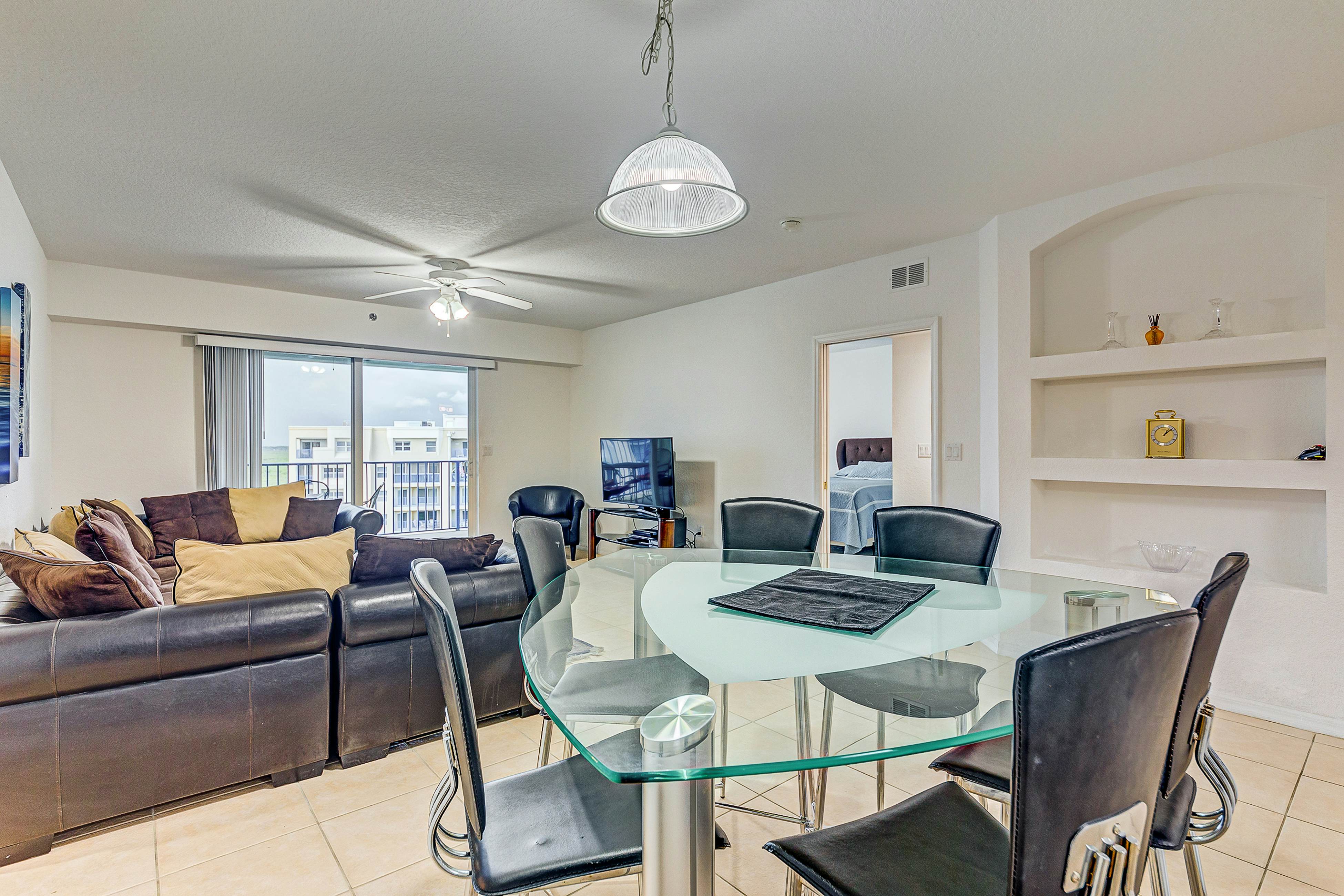 Oceanwalk 15-602 - Oceanwalk Suite