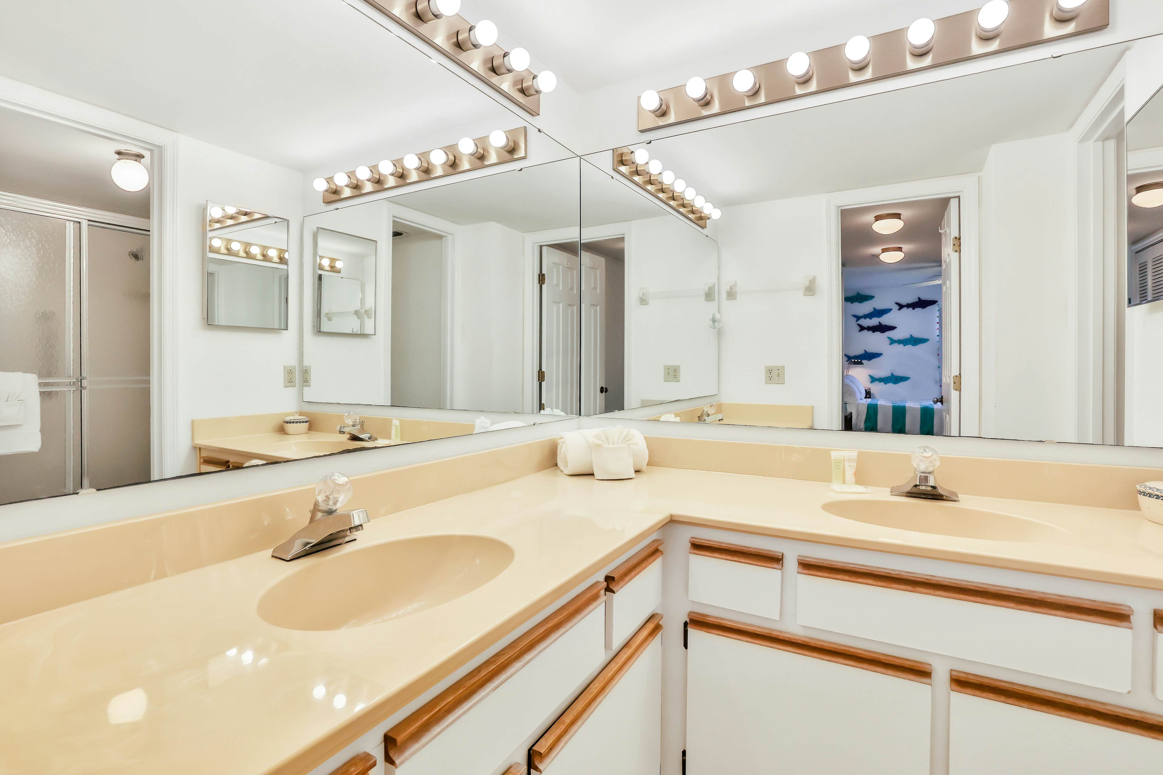 Sea Woods Condo 131 - Coastal Hide Away