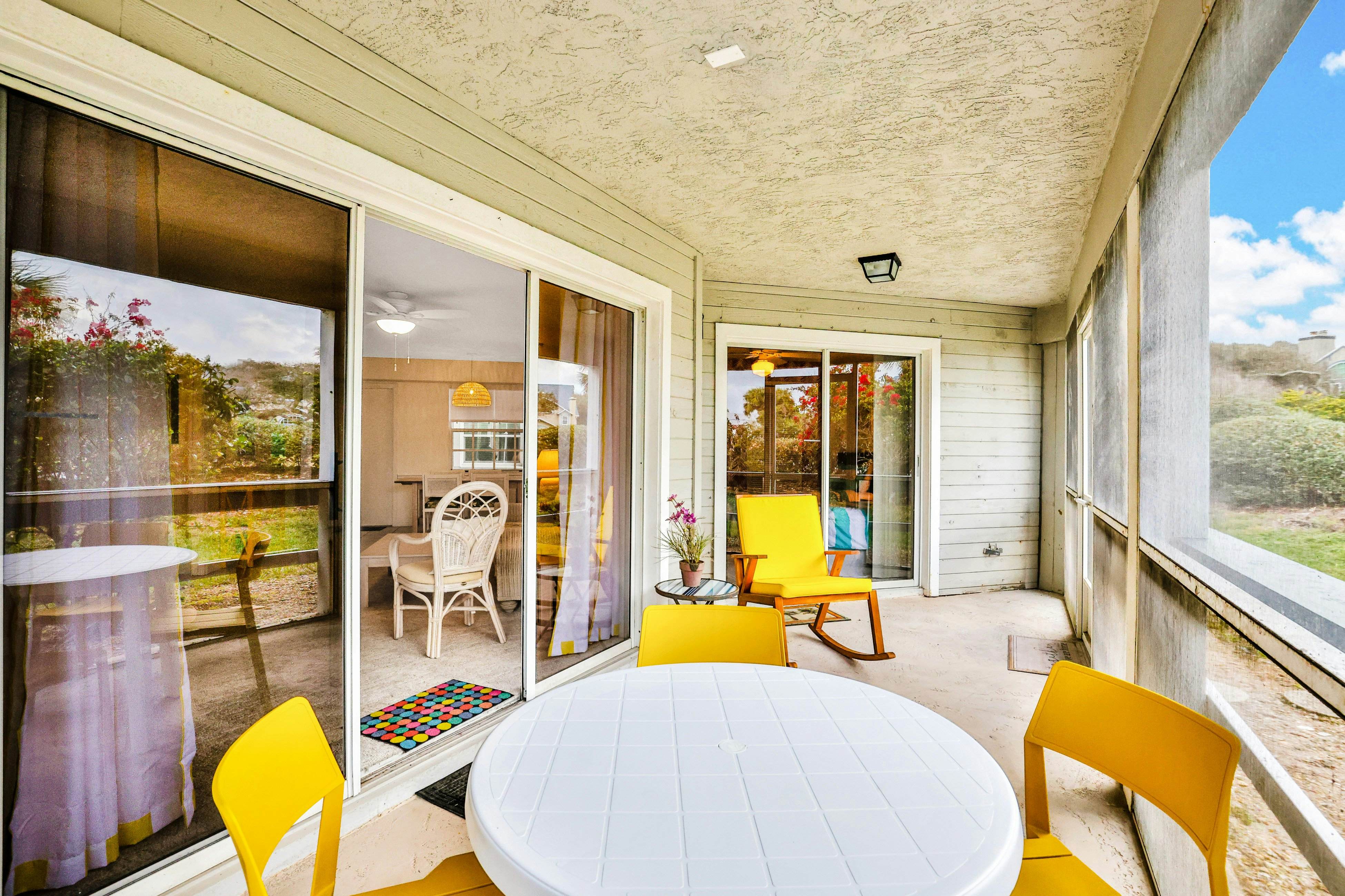 Sea Woods Condo 131 - Coastal Hide Away