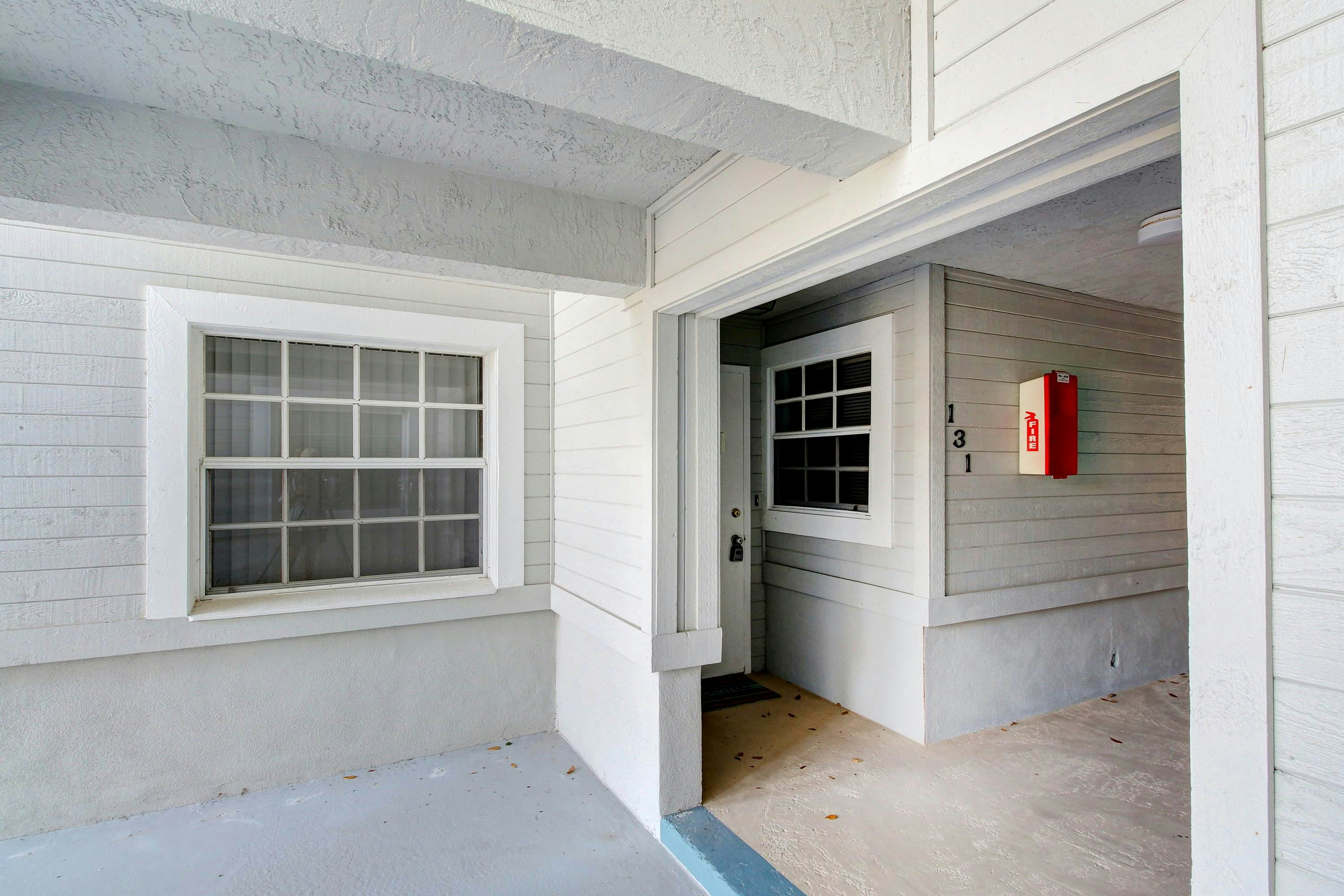 Sea Woods Condo 131 - Coastal Hide Away