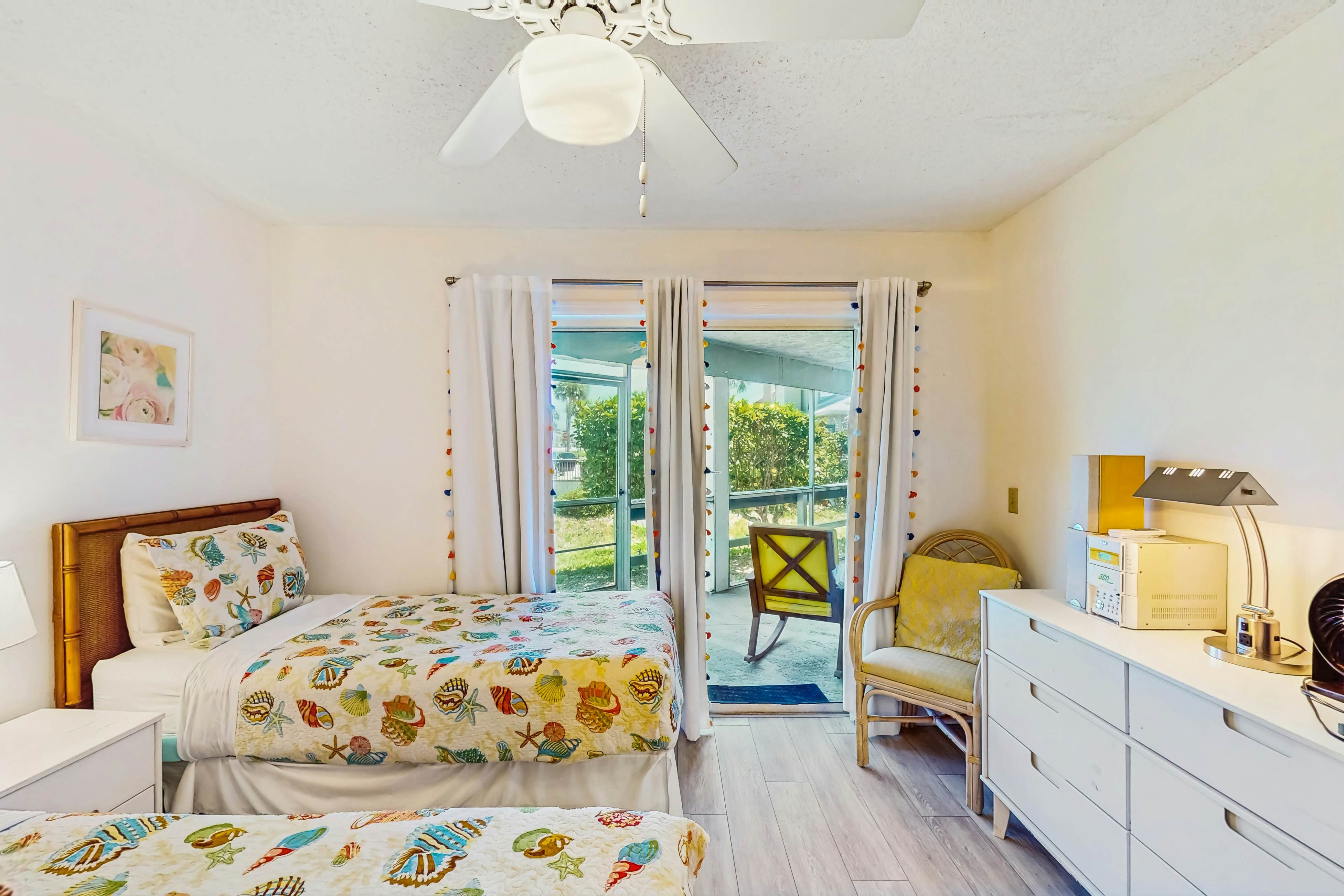 Sea Woods Condo 131 - Coastal Hide Away