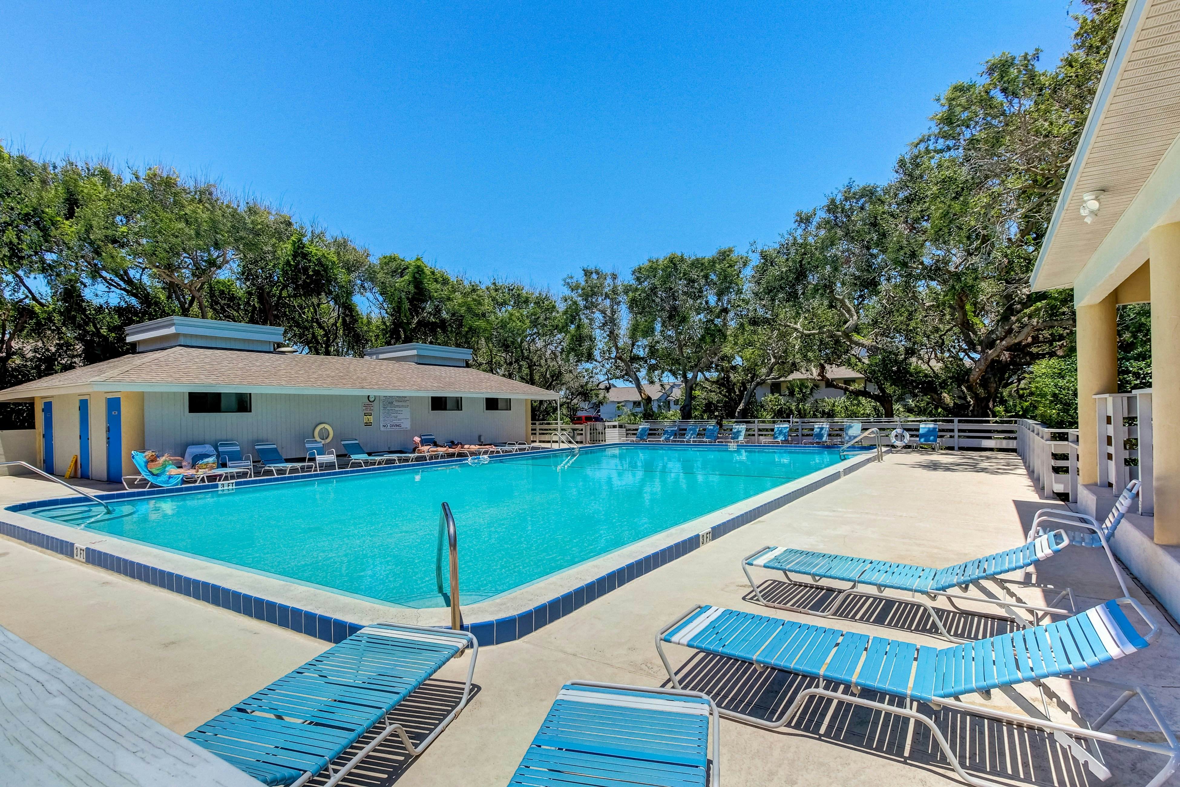 Sea Woods Condo 131 - Coastal Hide Away