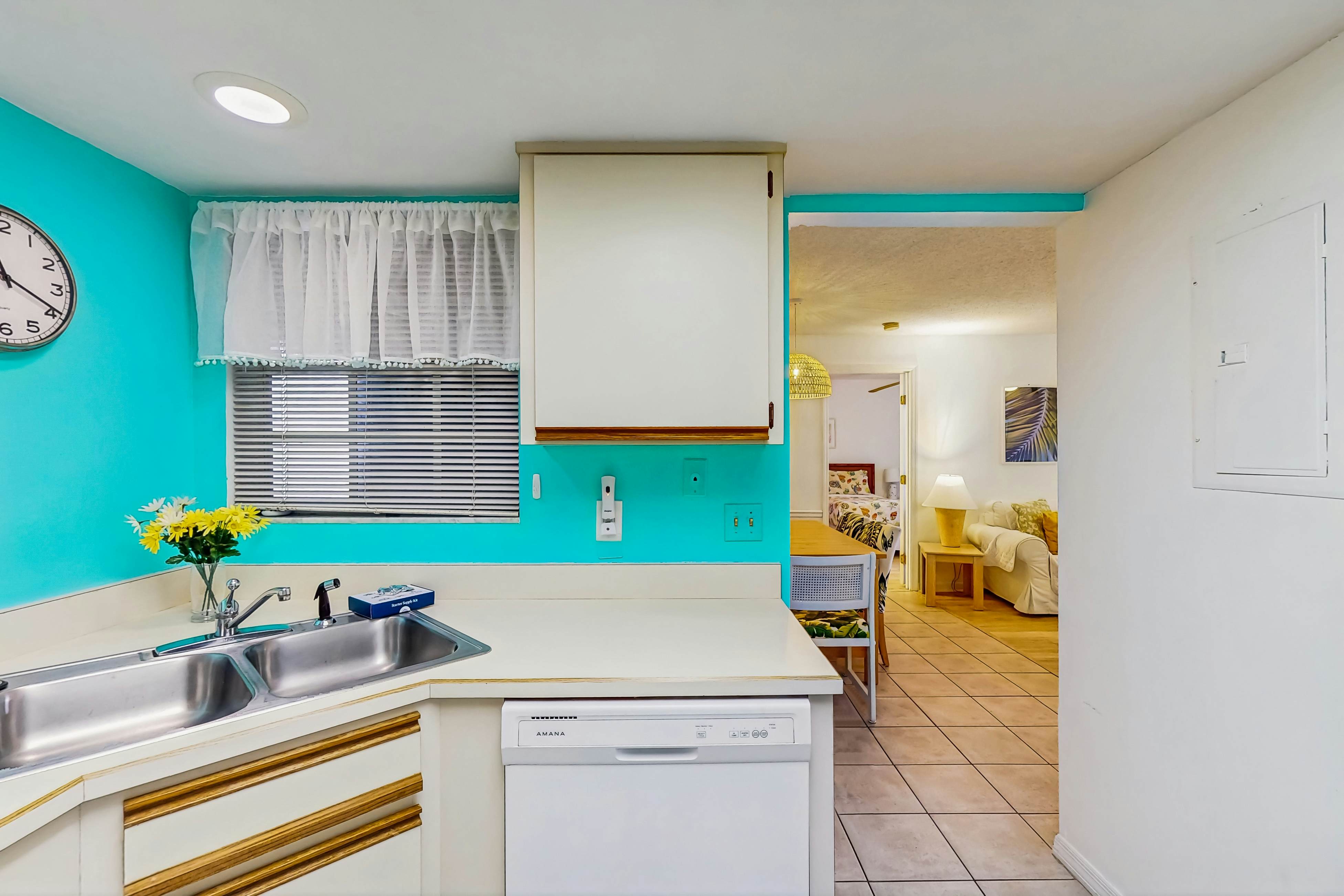 Sea Woods Condo 131 - Coastal Hide Away