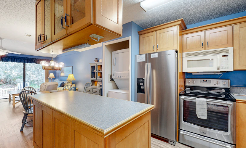 Relaxed Sea Woods Villa w/ Pools, Patio & Beach Access