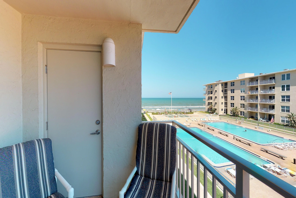 Sea Coast Gardens 311