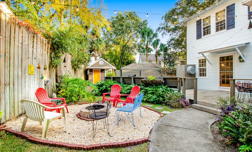 Golden Isles Getaway - Walk to the beach