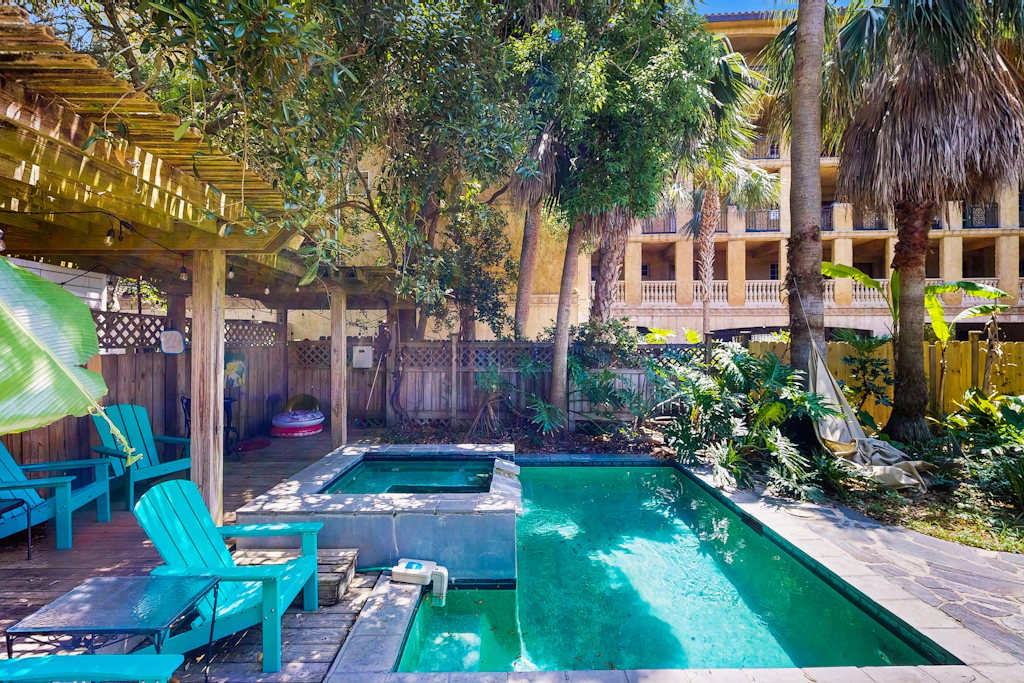 Secret Garden Oasis