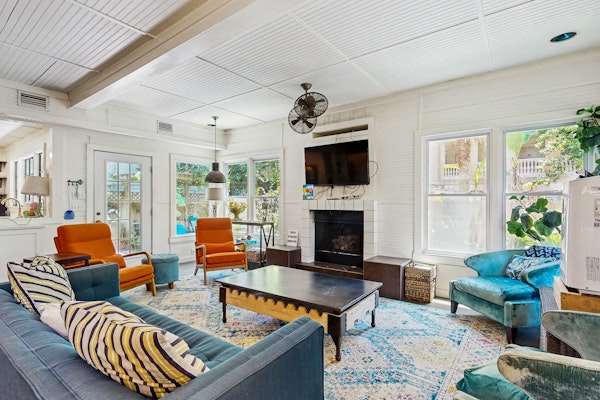 Dog-Friendly Cottage by the Beach with Private Pool, Pool Spa, & Free WiFi