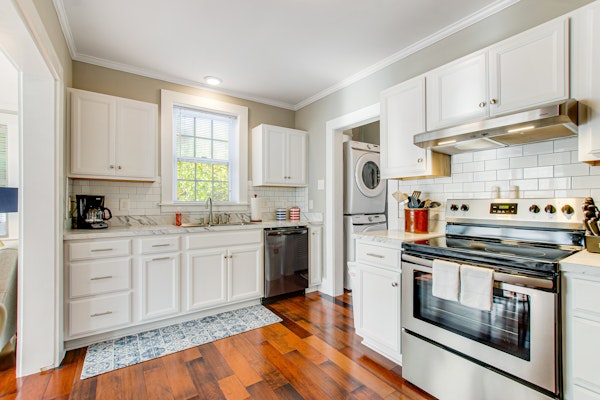 Beautiful, Classic Home with Free WiFi, a Full Kitchen, Sunroom, & Enclosed Yard