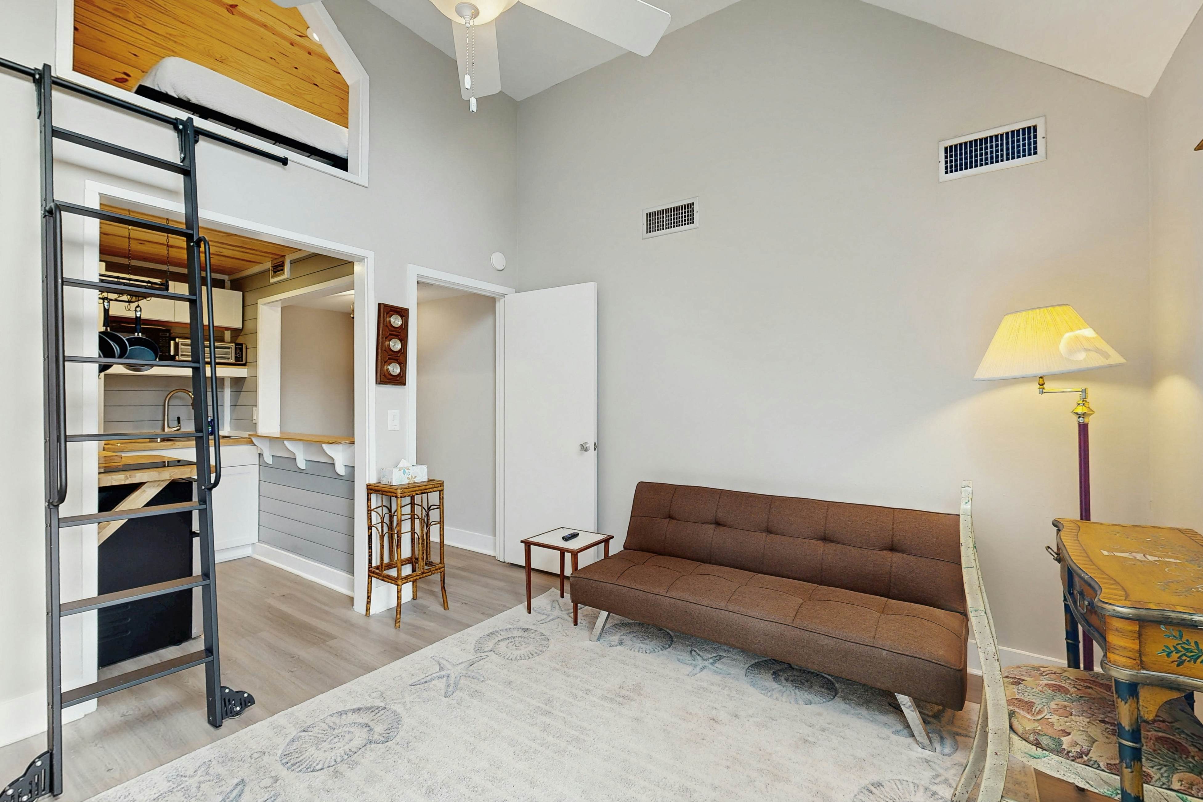 669 N Golf Villas (Unit A)