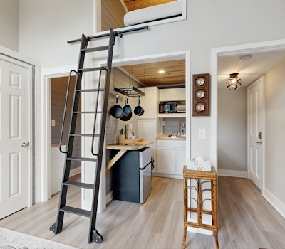 669 N Golf Villas (Unit A)