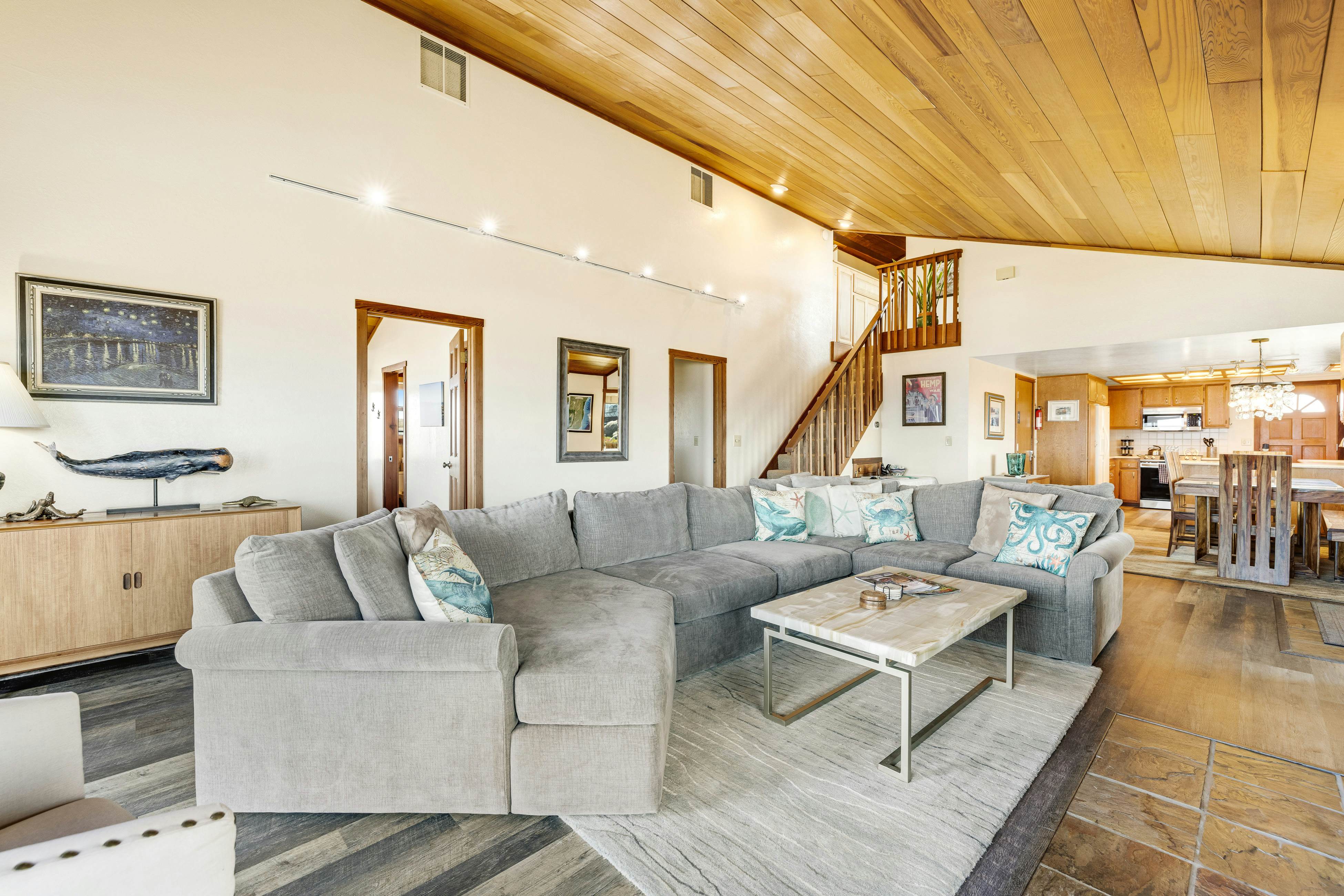 Waterfront Home: Panoramic Views & Private Cove