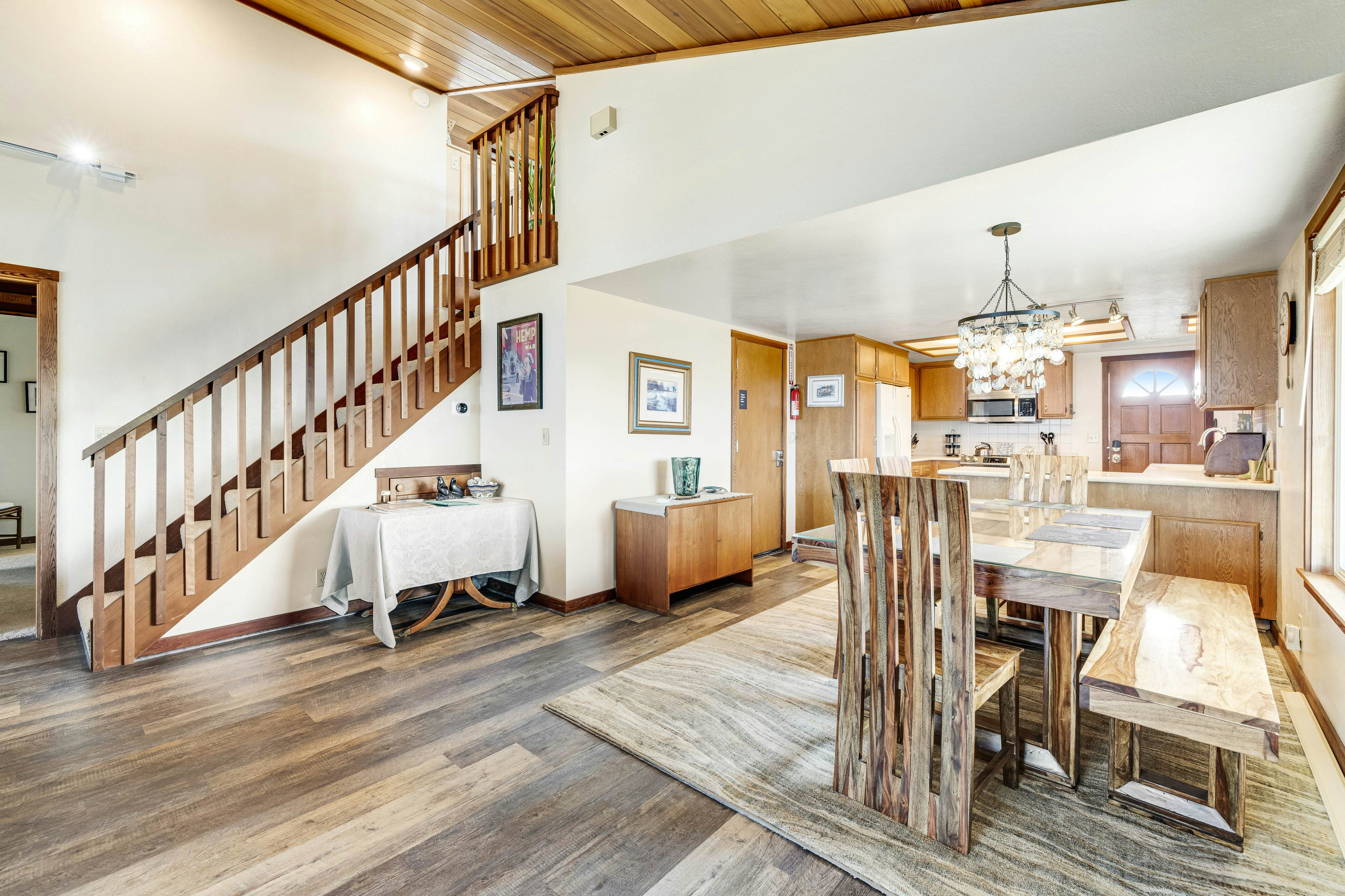 Waterfront Home: Panoramic Views & Private Cove