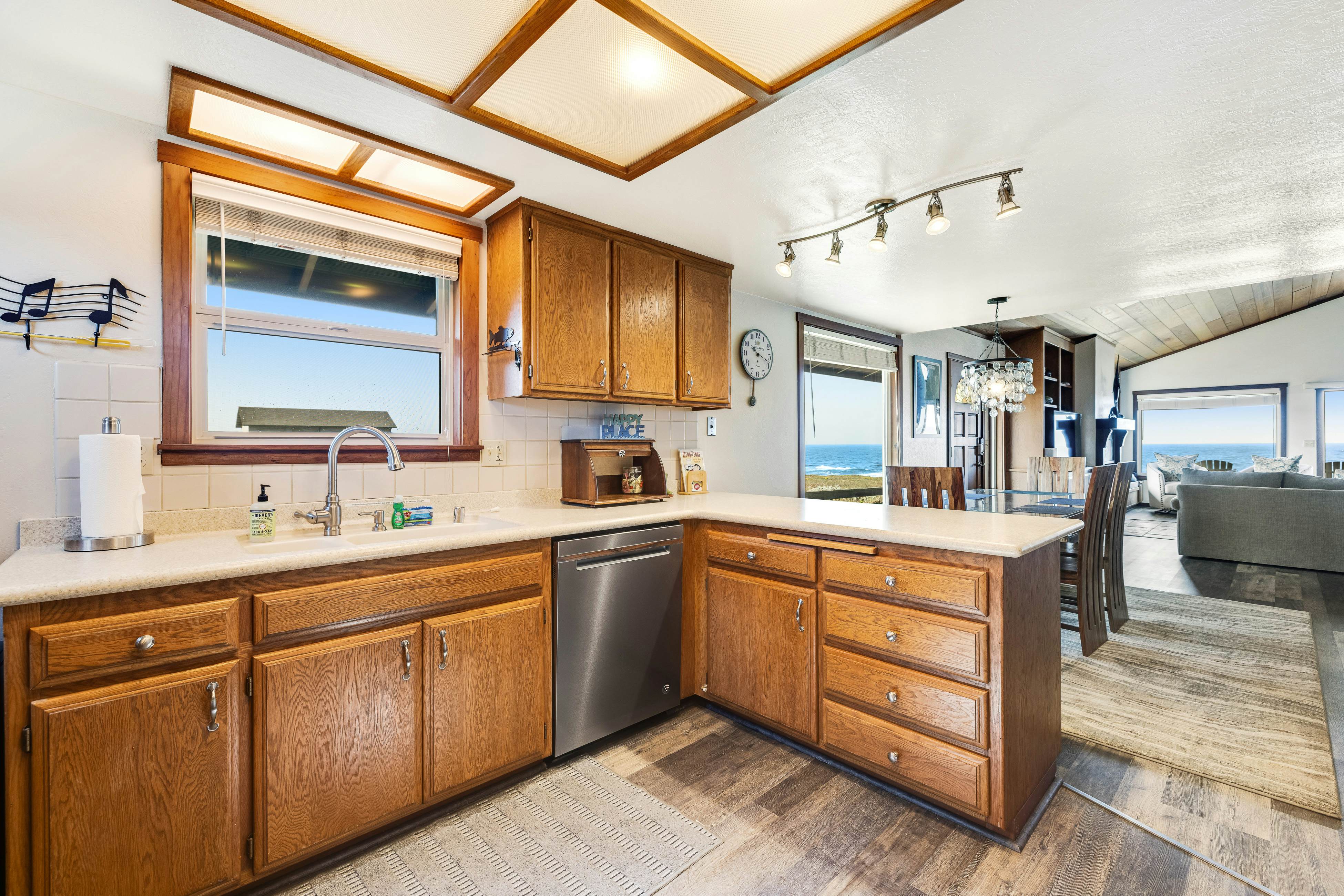 Waterfront Home: Panoramic Views & Private Cove