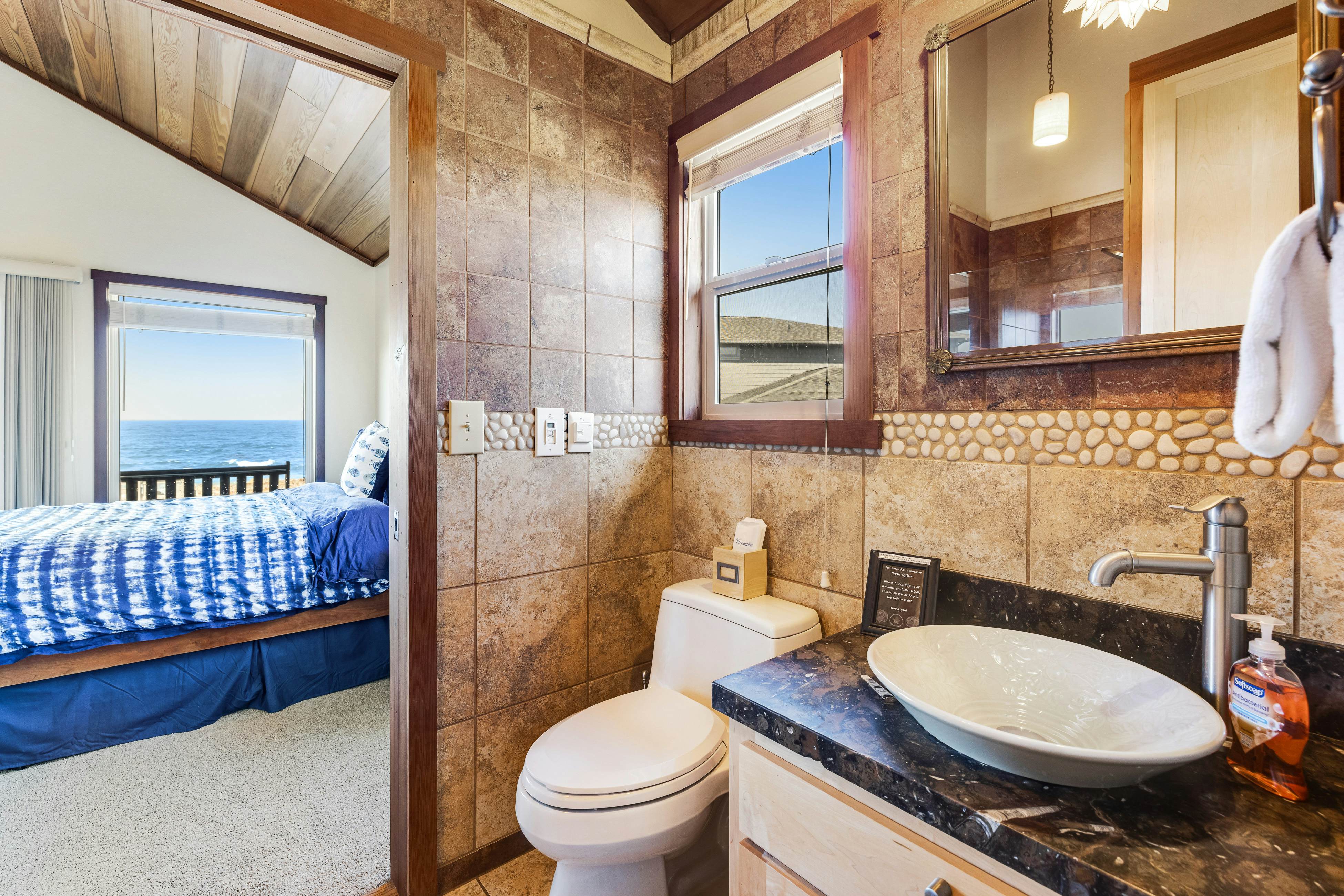 Waterfront Home: Panoramic Views & Private Cove