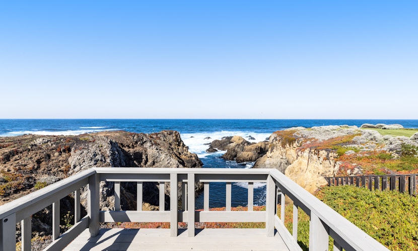 Oceanfront Sanctuary - Private Cove, Deck, Grill