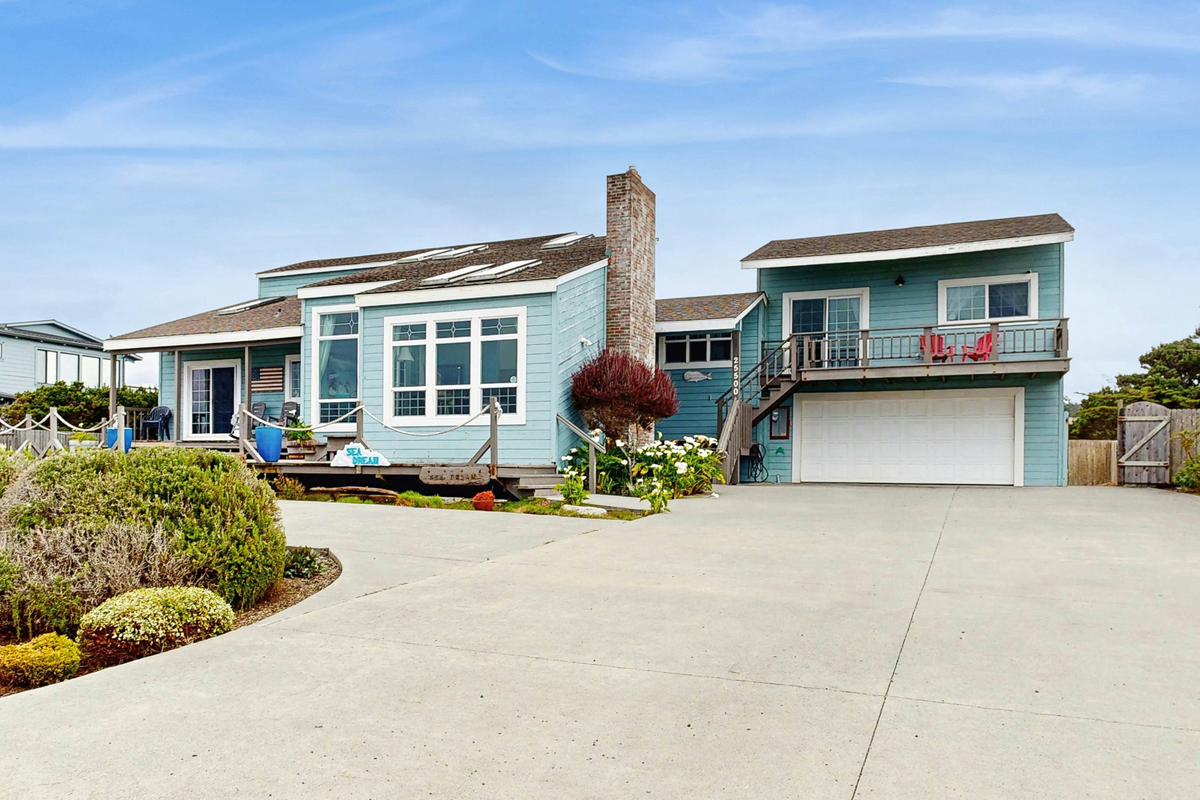 Oceanfront Home: Beach Access, Hot Tub & Fire Pit
