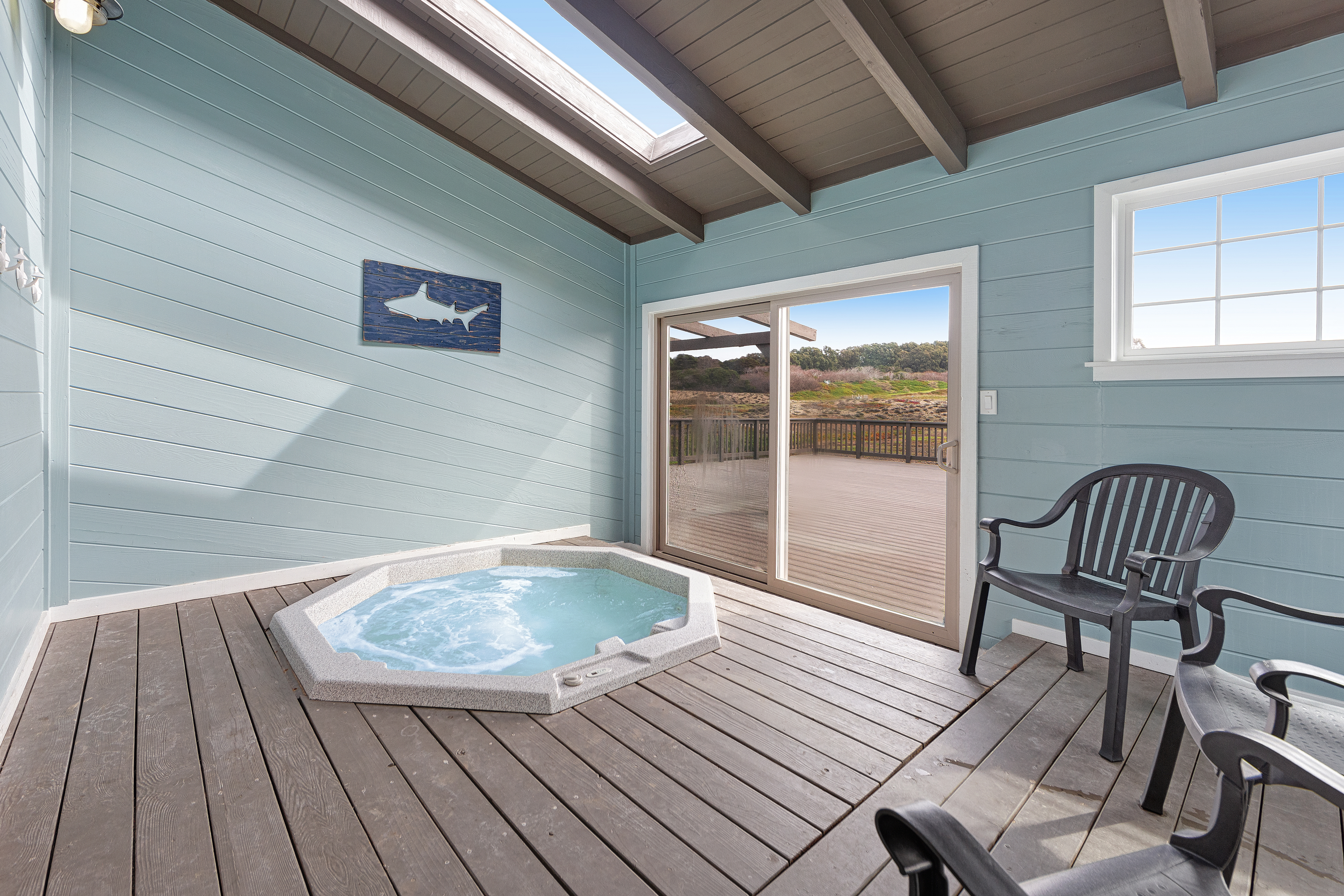 Oceanfront Home with Hot Tub, Beach Access, Deck