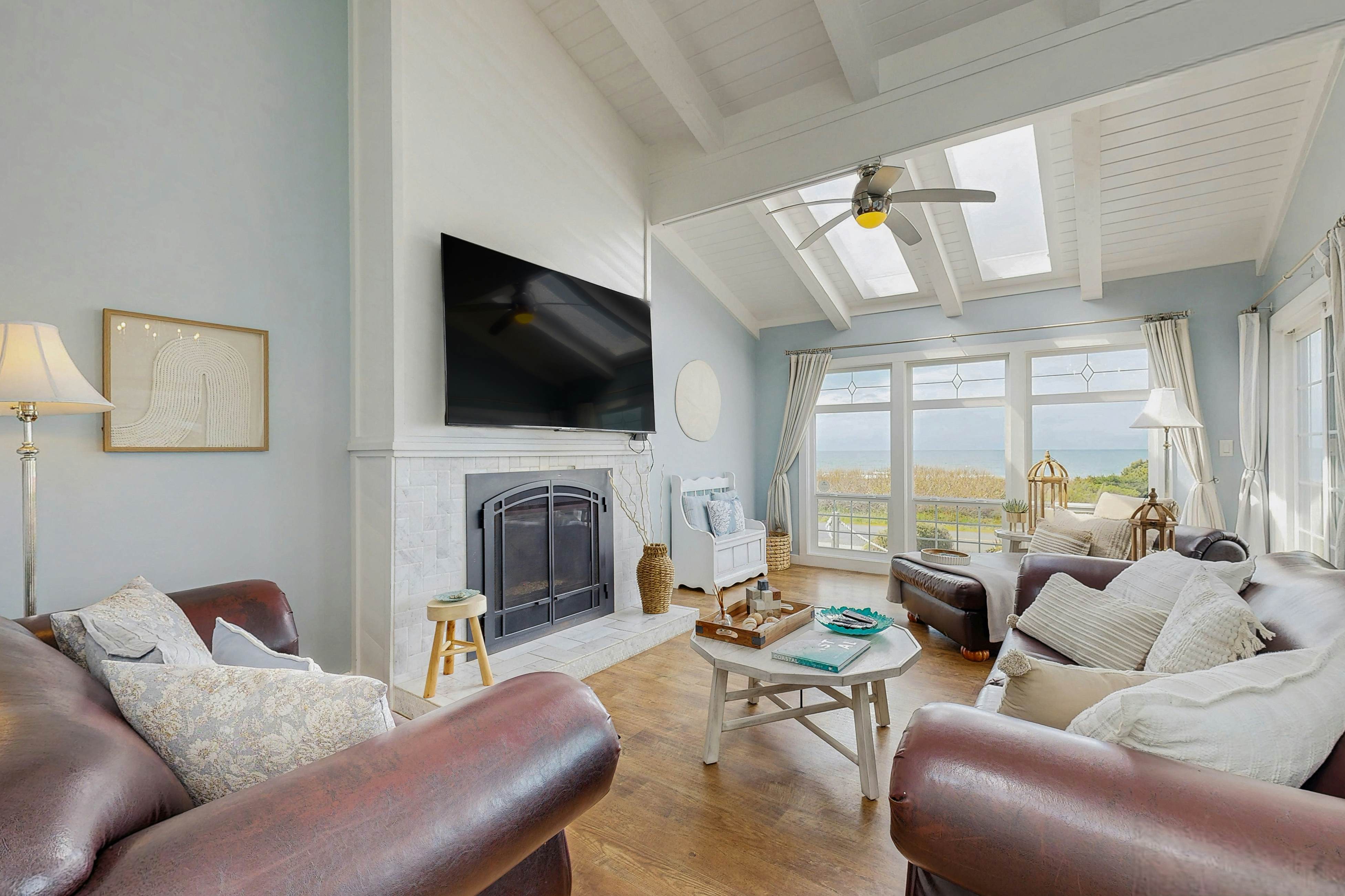 Oceanfront Home with Hot Tub, Beach Access, Deck