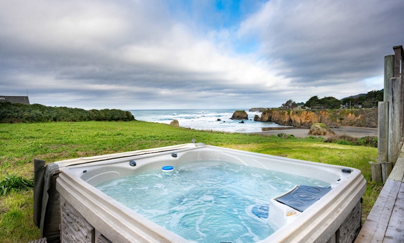 Oceanfront Getaway - Beach Access & Dog-Friendly