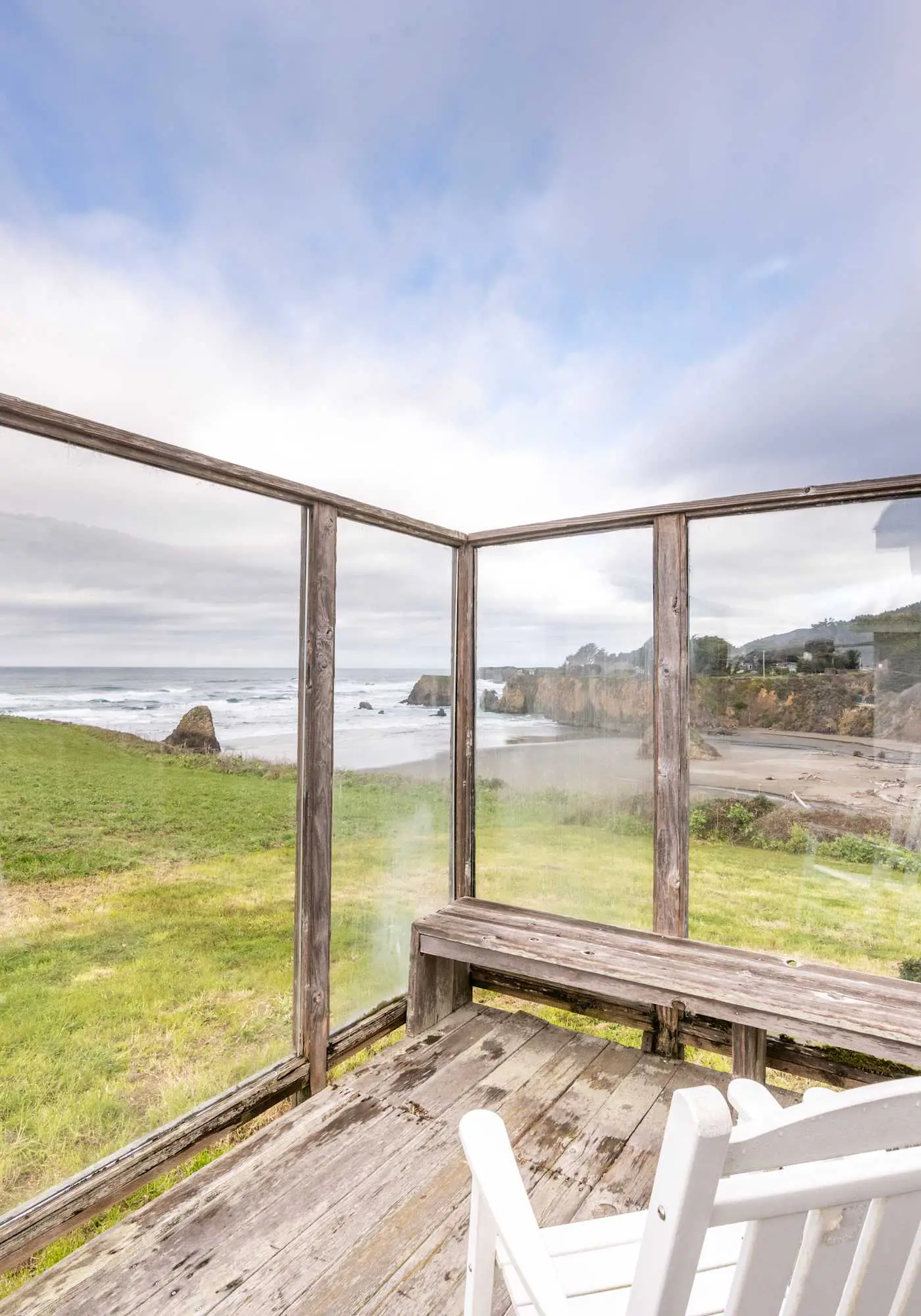 Oceanfront Getaway - Beach Access & Dog-Friendly