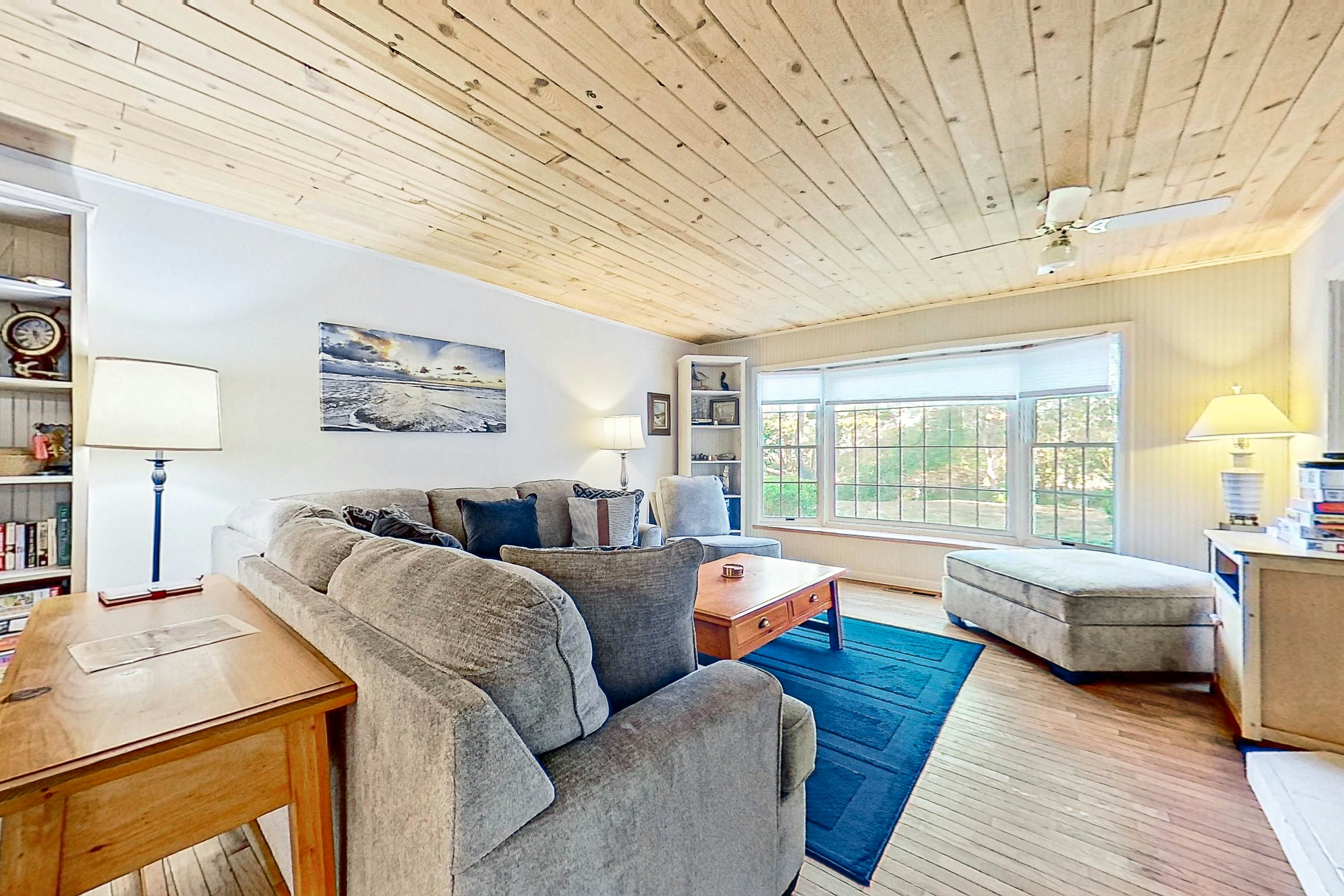 Fort Bragg Cabin: Walk to Beach & Bluffs