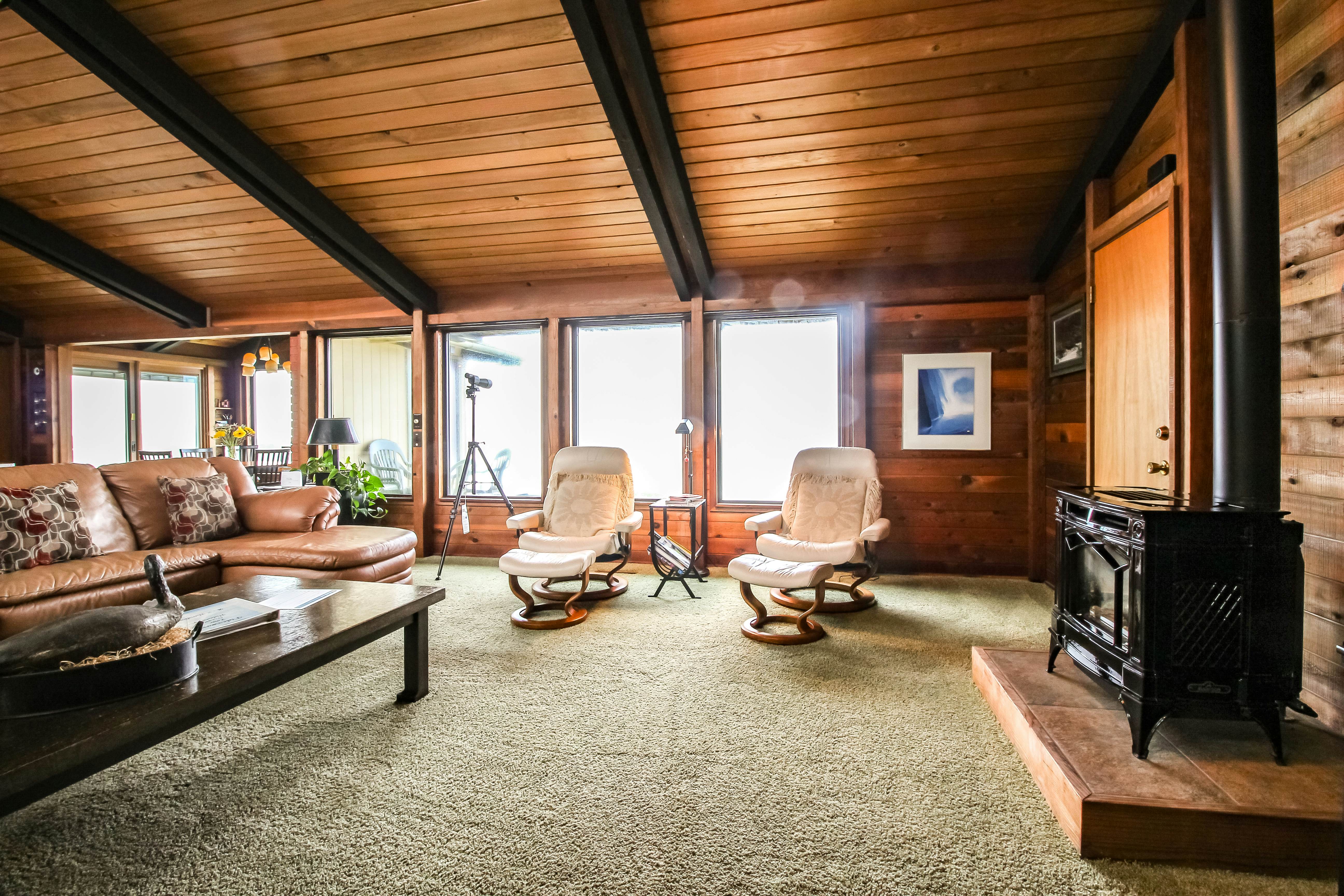 Tideaway: Private Hot Tub and Expansive Ocean View