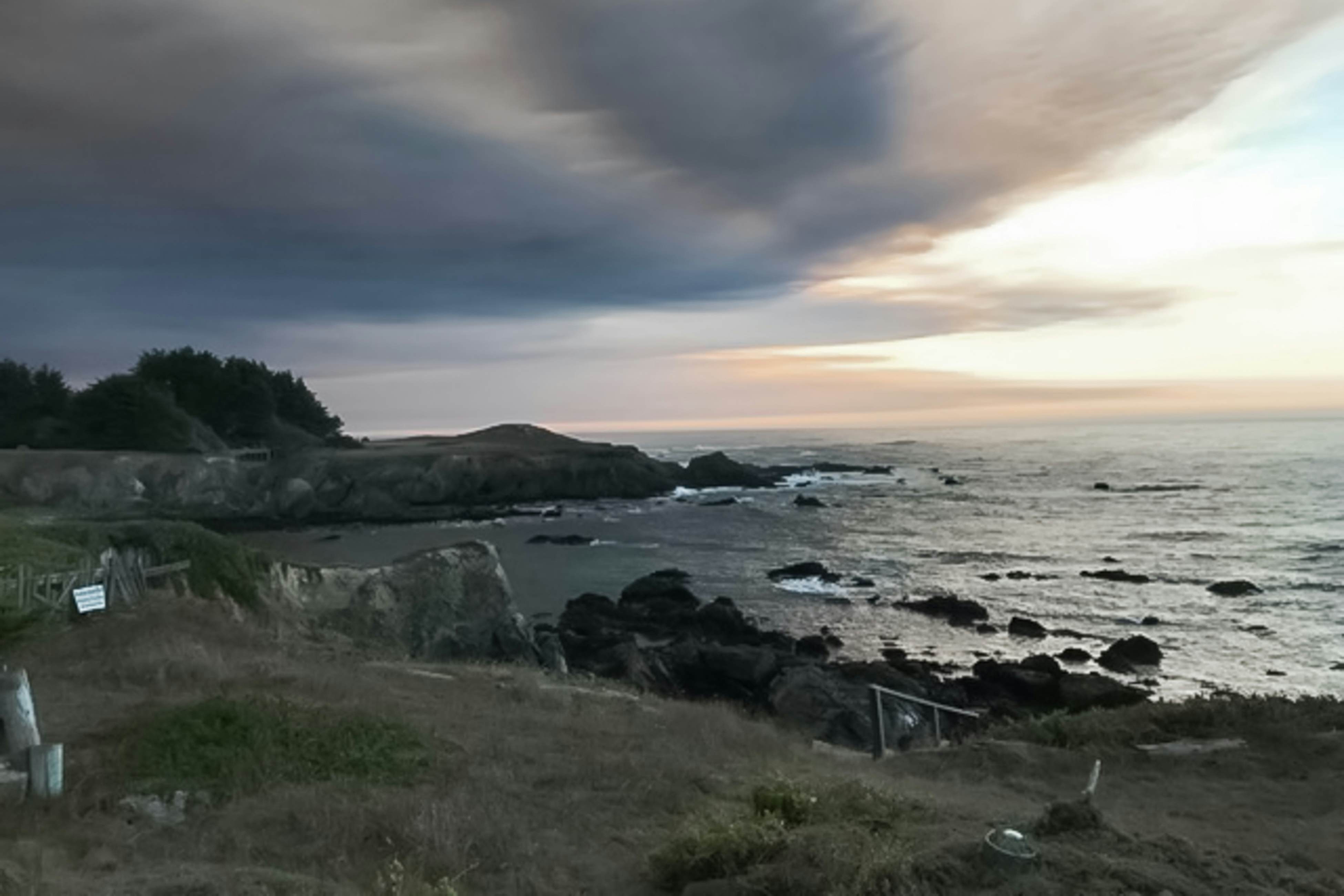 Tideaway: Private Hot Tub and Expansive Ocean View