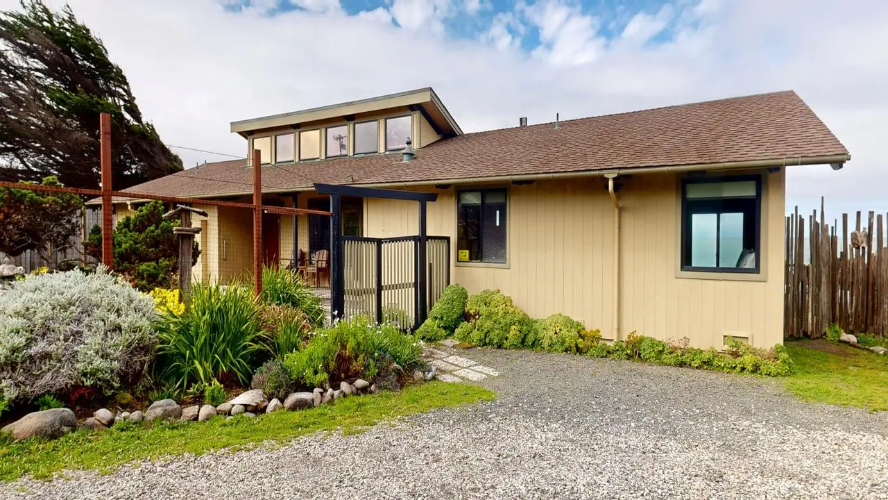 Tideaway Private Hot Tub and Expansive Ocean View